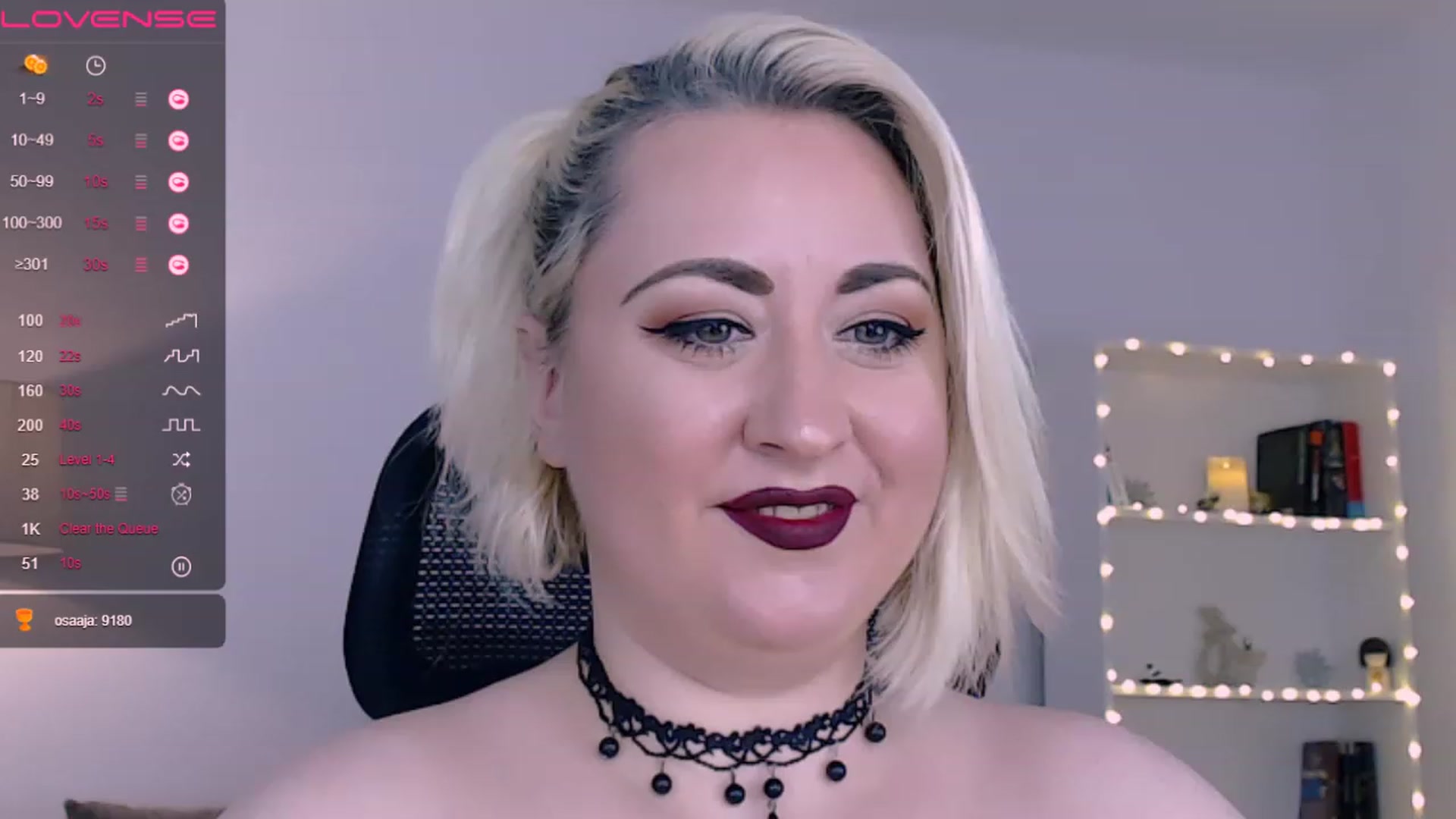 Gallery image thumbnail from Lux_Noir's myfreecams stream on, 06/03/2023, 14:22 image 16 of 20
