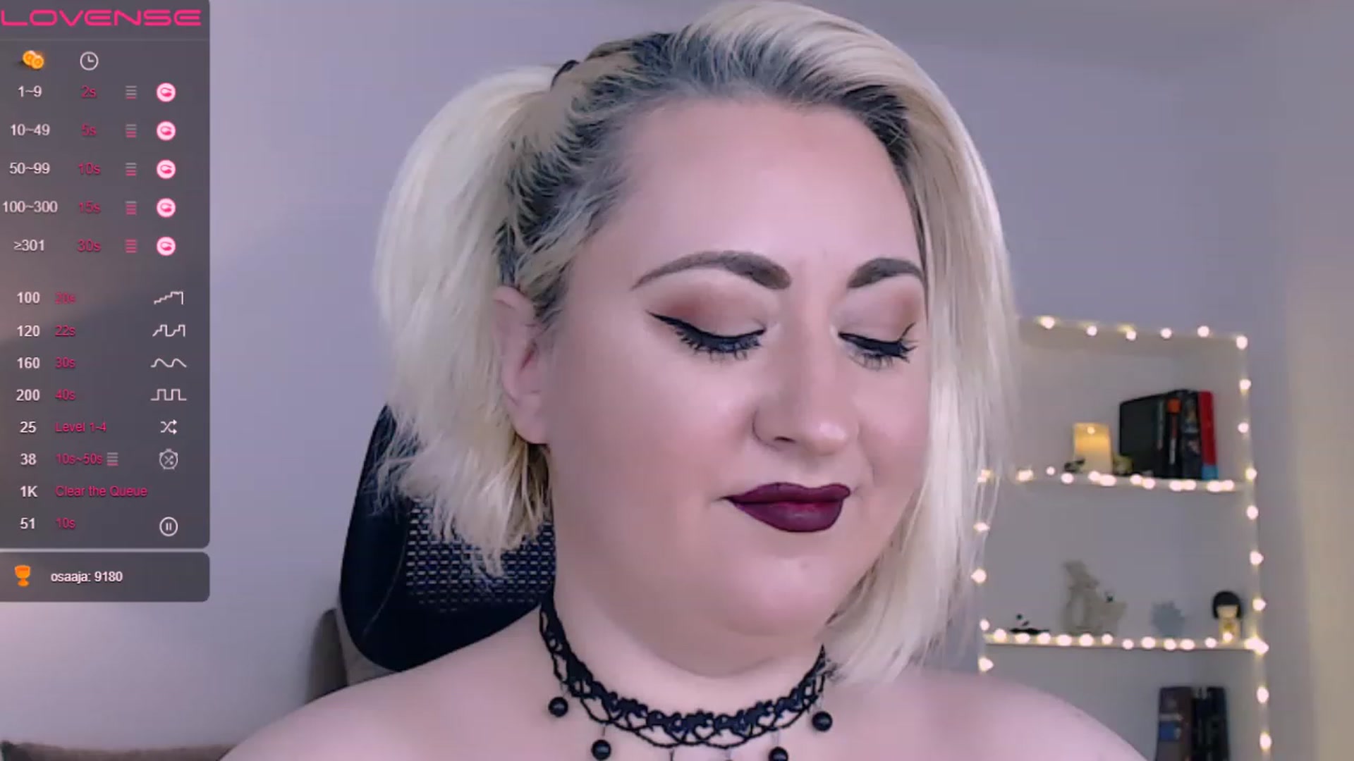 Gallery image thumbnail from Lux_Noir's myfreecams stream on, 06/03/2023, 14:22 image 1 of 20