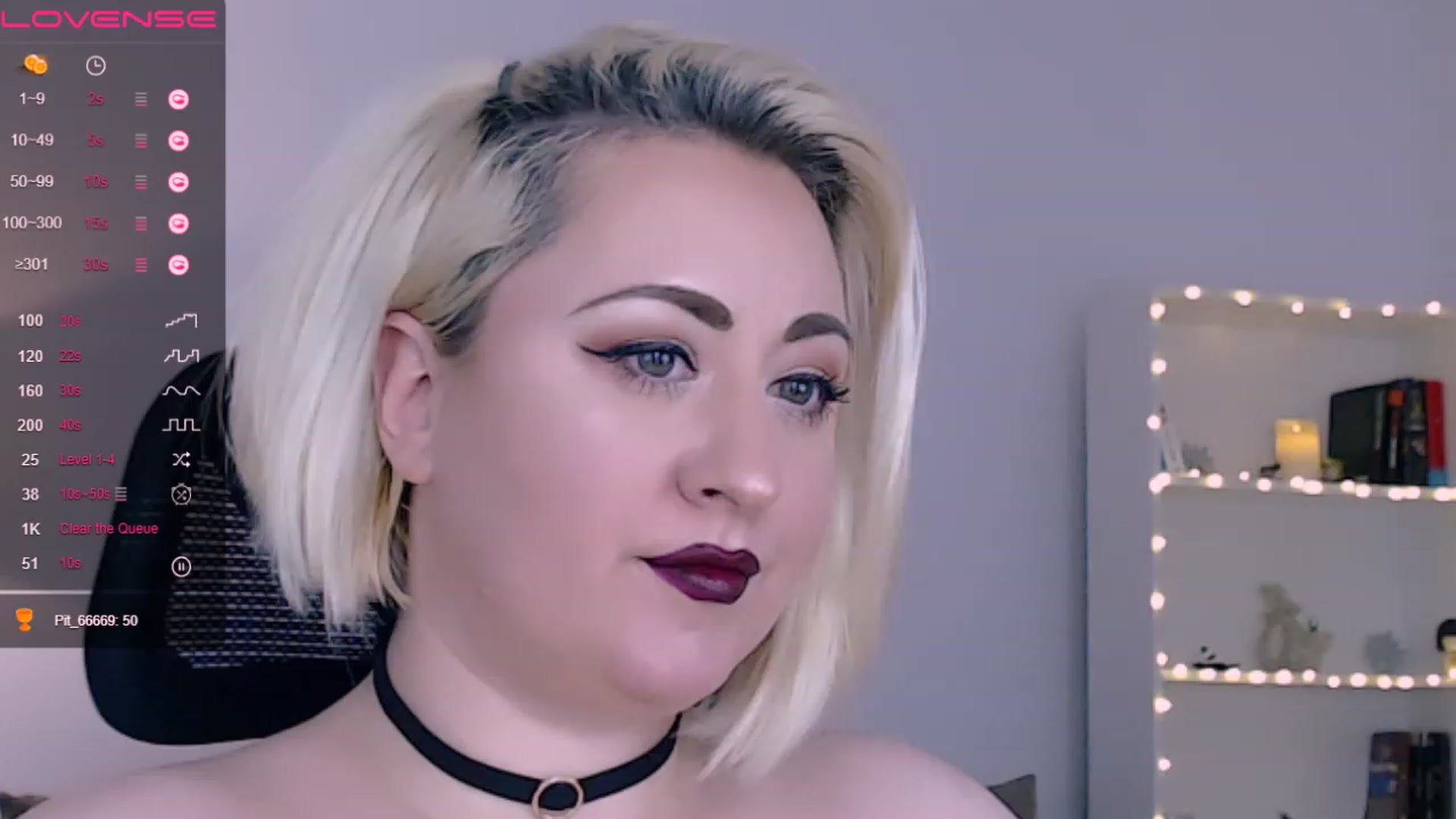 Gallery image thumbnail from Lux_Noir's myfreecams stream on, 06/04/2023, 14:11 image 7 of 20