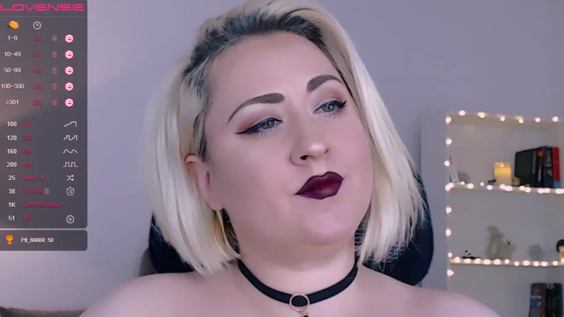 Gallery image thumbnail from Lux_Noir's myfreecams stream on, 06/04/2023, 14:11 image 6 of 20