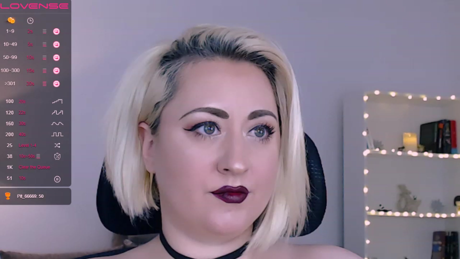 Gallery image thumbnail from Lux_Noir's myfreecams stream on, 06/04/2023, 14:11 image 13 of 20