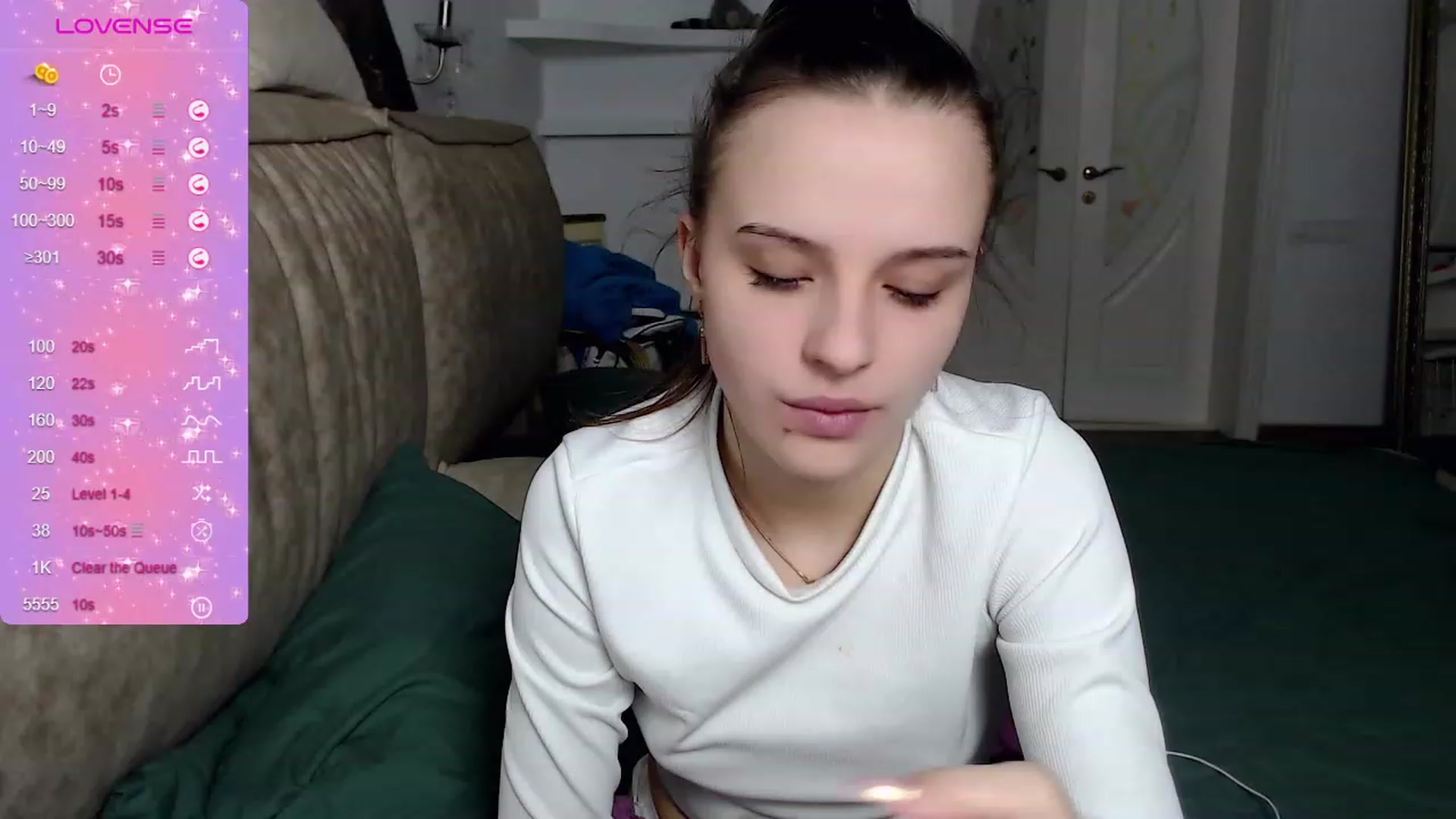 Gallery image thumbnail from LuxuryAnnet's myfreecams stream on, 11/27/2023, 20:52 image 2 of 20