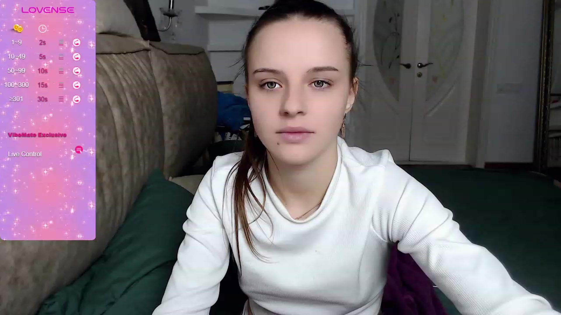 Gallery image thumbnail from LuxuryAnnet's myfreecams stream on, 11/27/2023, 20:52 image 6 of 20