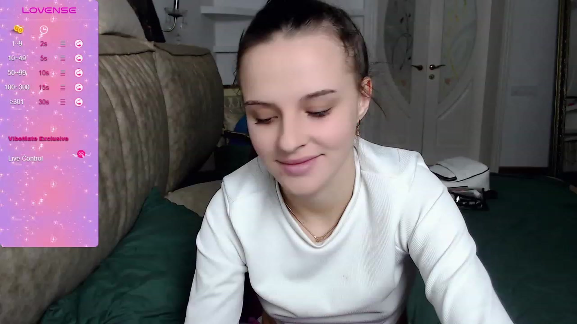 Gallery image thumbnail from LuxuryAnnet's myfreecams stream on, 11/27/2023, 20:52 image 18 of 20