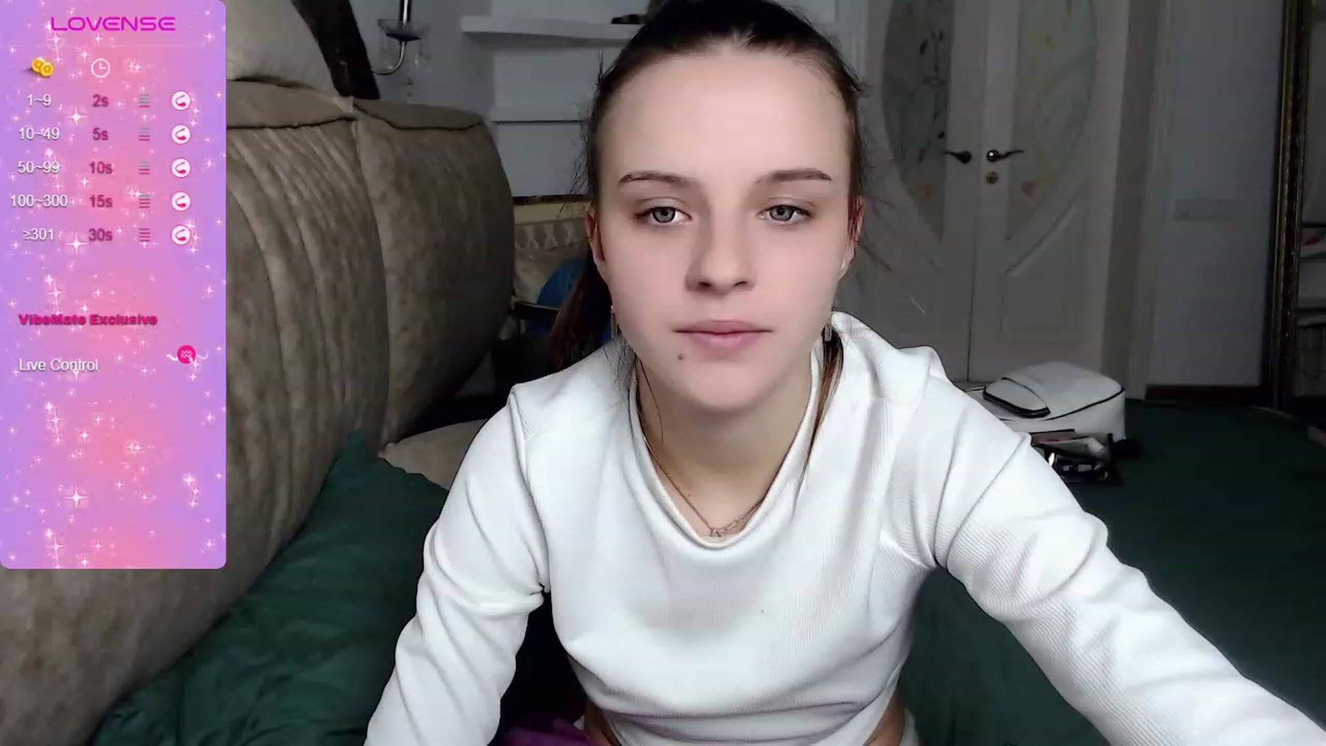 Gallery image thumbnail from LuxuryAnnet's myfreecams stream on, 11/27/2023, 20:52 image 12 of 20