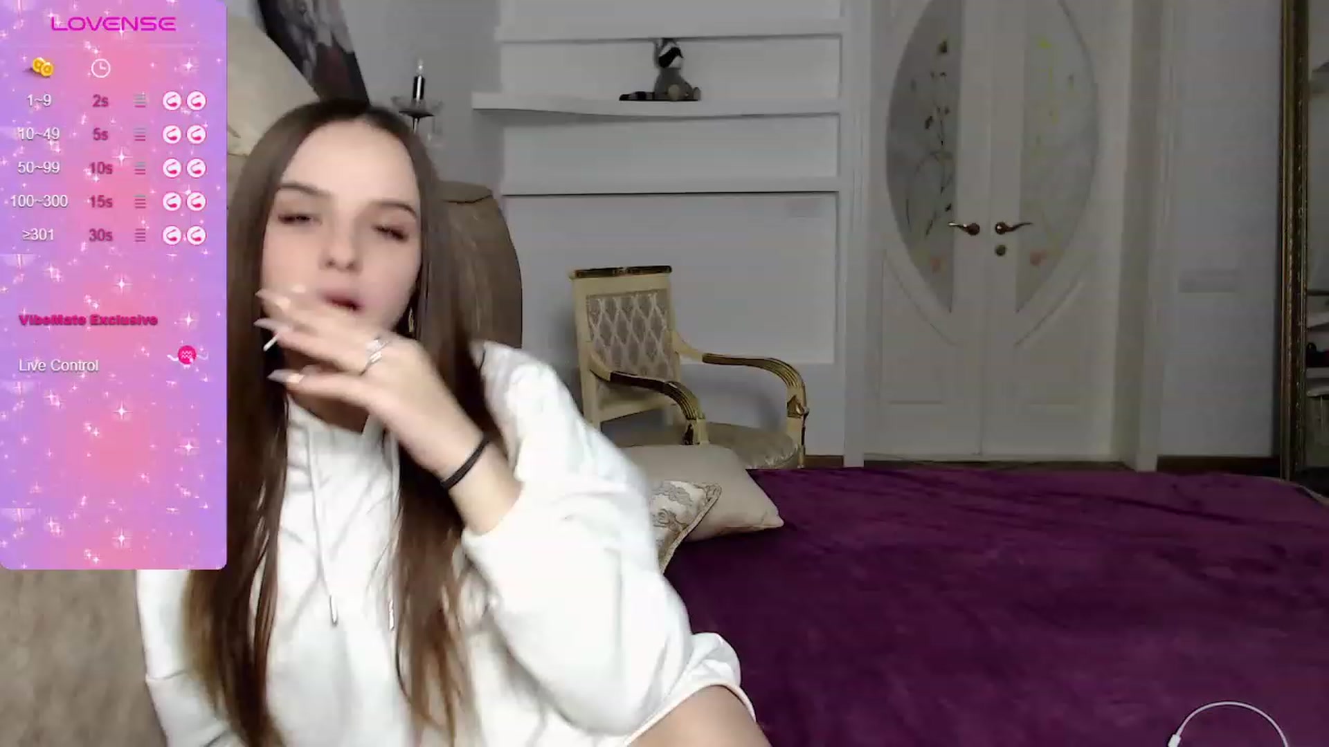 Gallery image thumbnail from LuxuryAnnet's myfreecams stream on, 11/29/2023, 20:25 image 12 of 20
