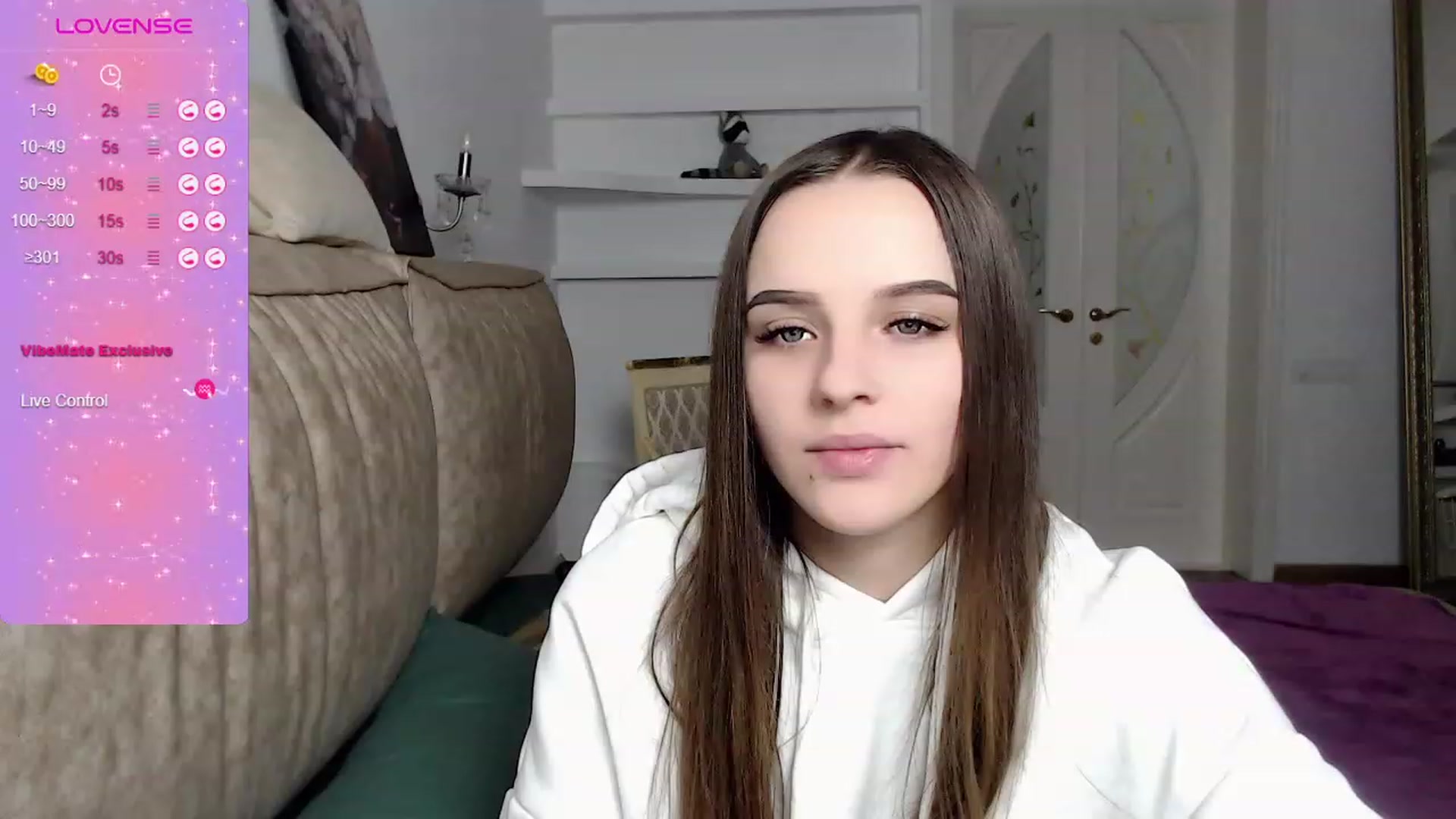 Gallery image thumbnail from LuxuryAnnet's myfreecams stream on, 11/29/2023, 20:25 image 1 of 20