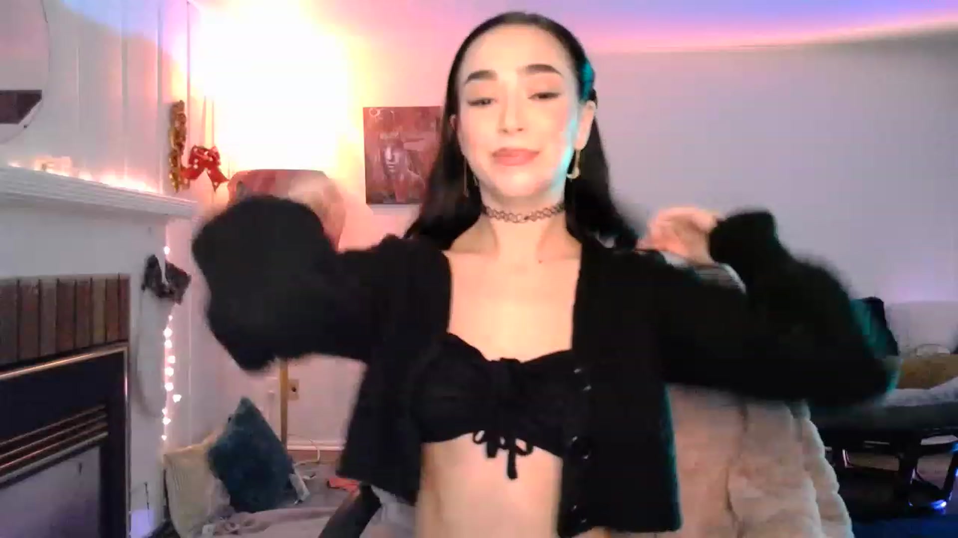 Gallery image thumbnail from Luxxe_'s myfreecams stream on, 12/12/2022, 03:21 image 4 of 20