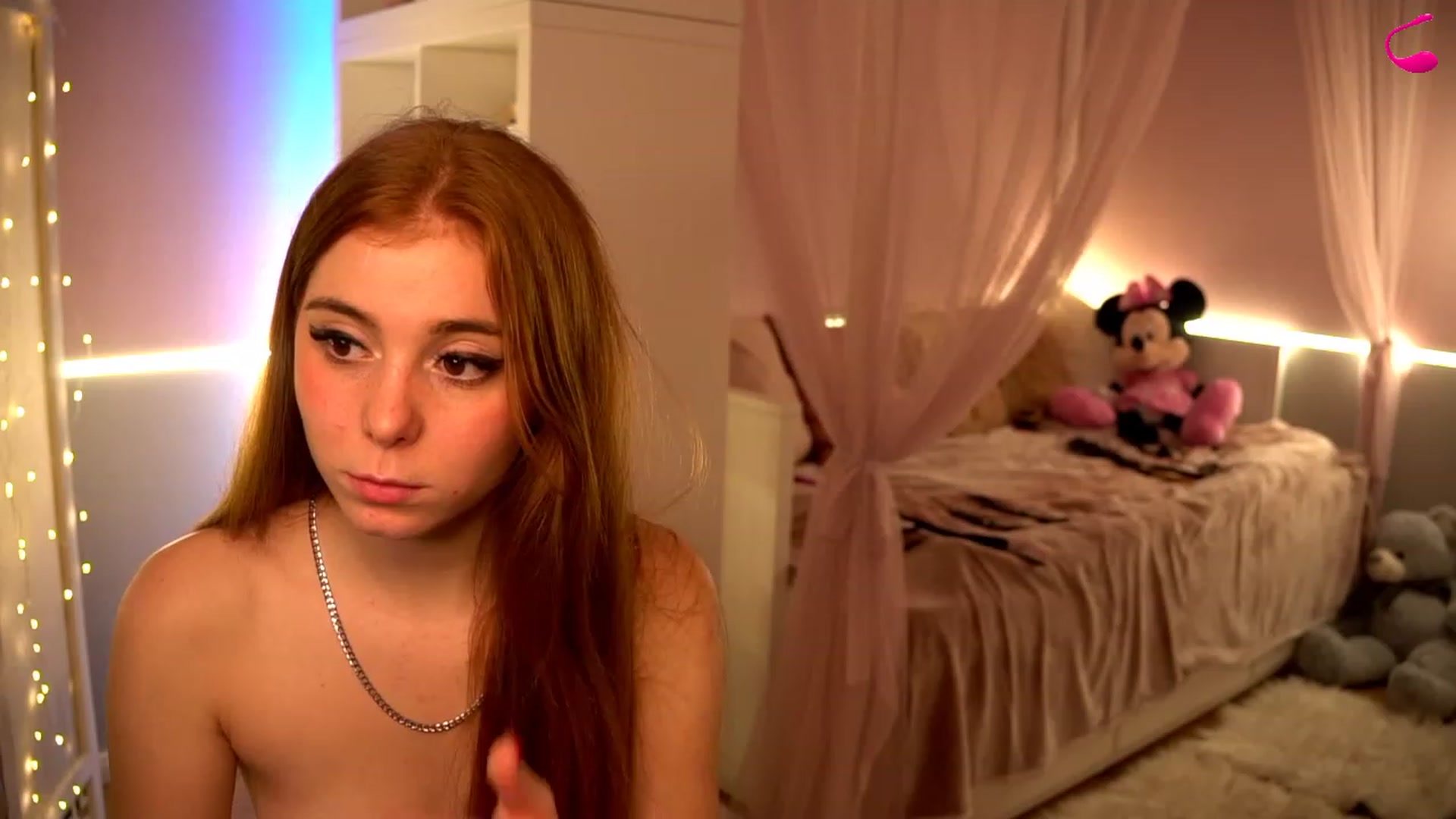 Gallery image thumbnail from Lya_TheCutest's myfreecams stream on, 11/26/2022, 19:34 image 11 of 20