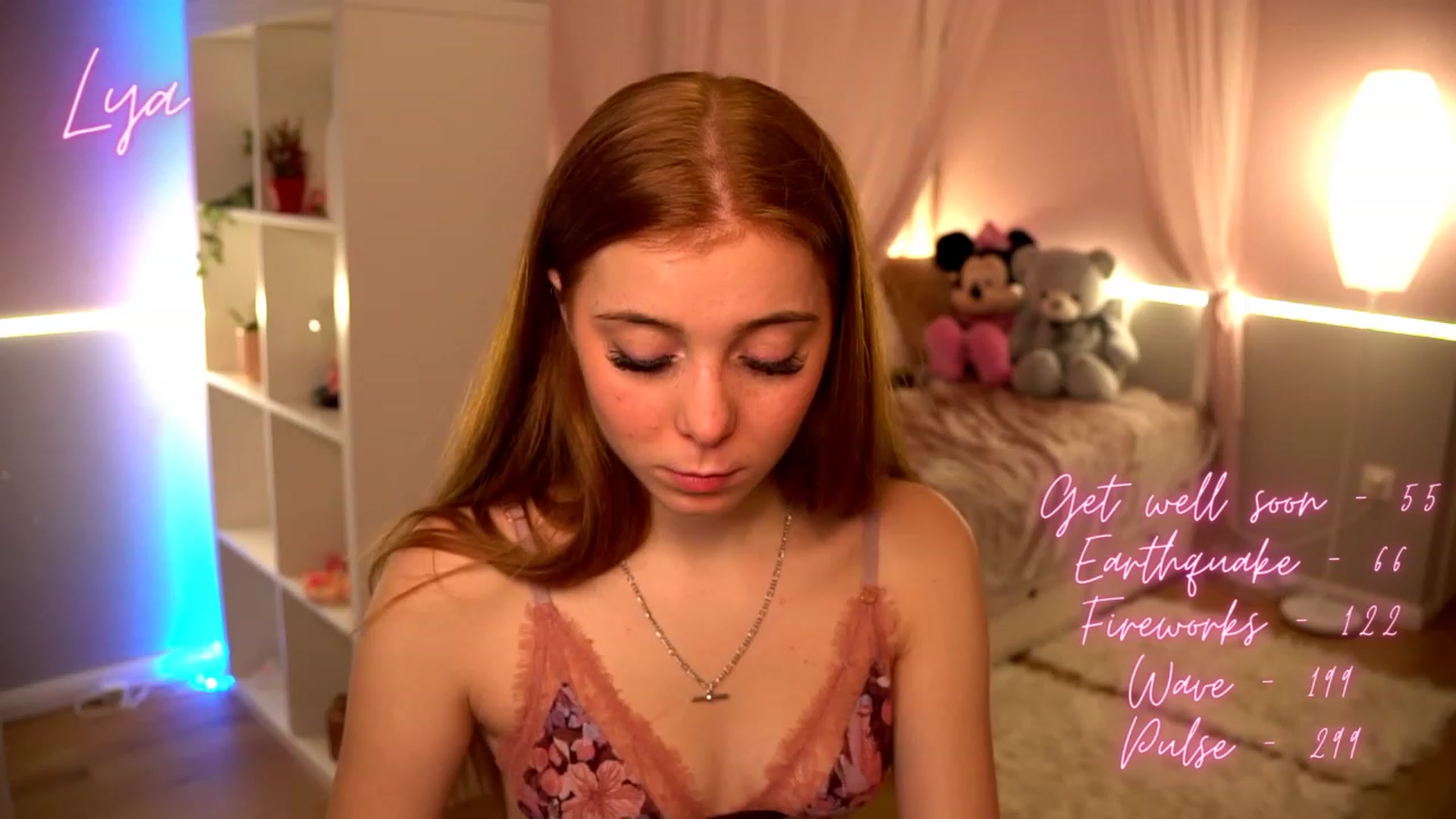 Gallery image thumbnail from Lya_TheCutest's myfreecams stream on, 12/08/2022, 20:56 image 17 of 20