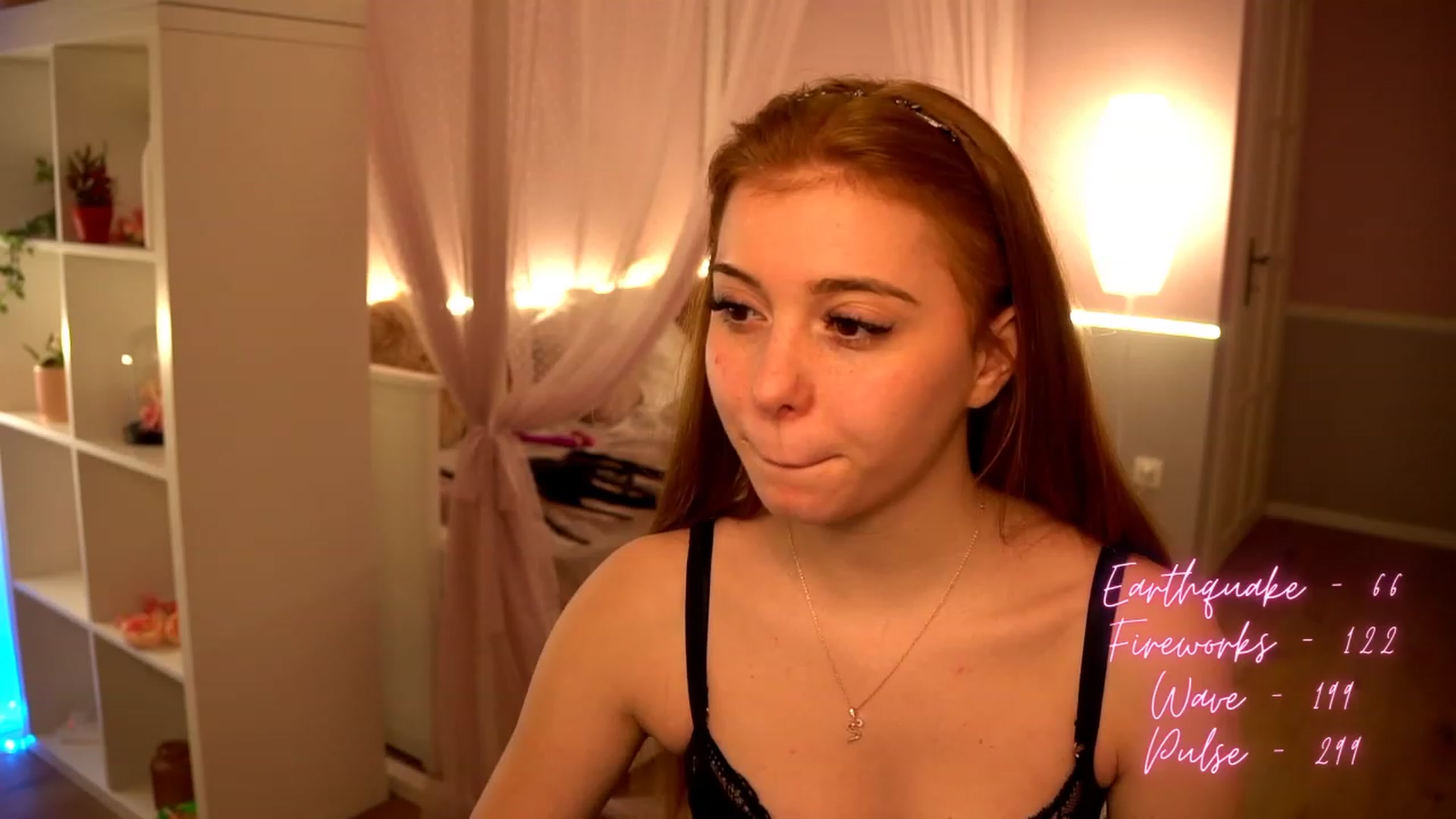 Gallery image thumbnail from Lya_TheCutest's myfreecams stream on, 12/12/2022, 16:50 image 11 of 20