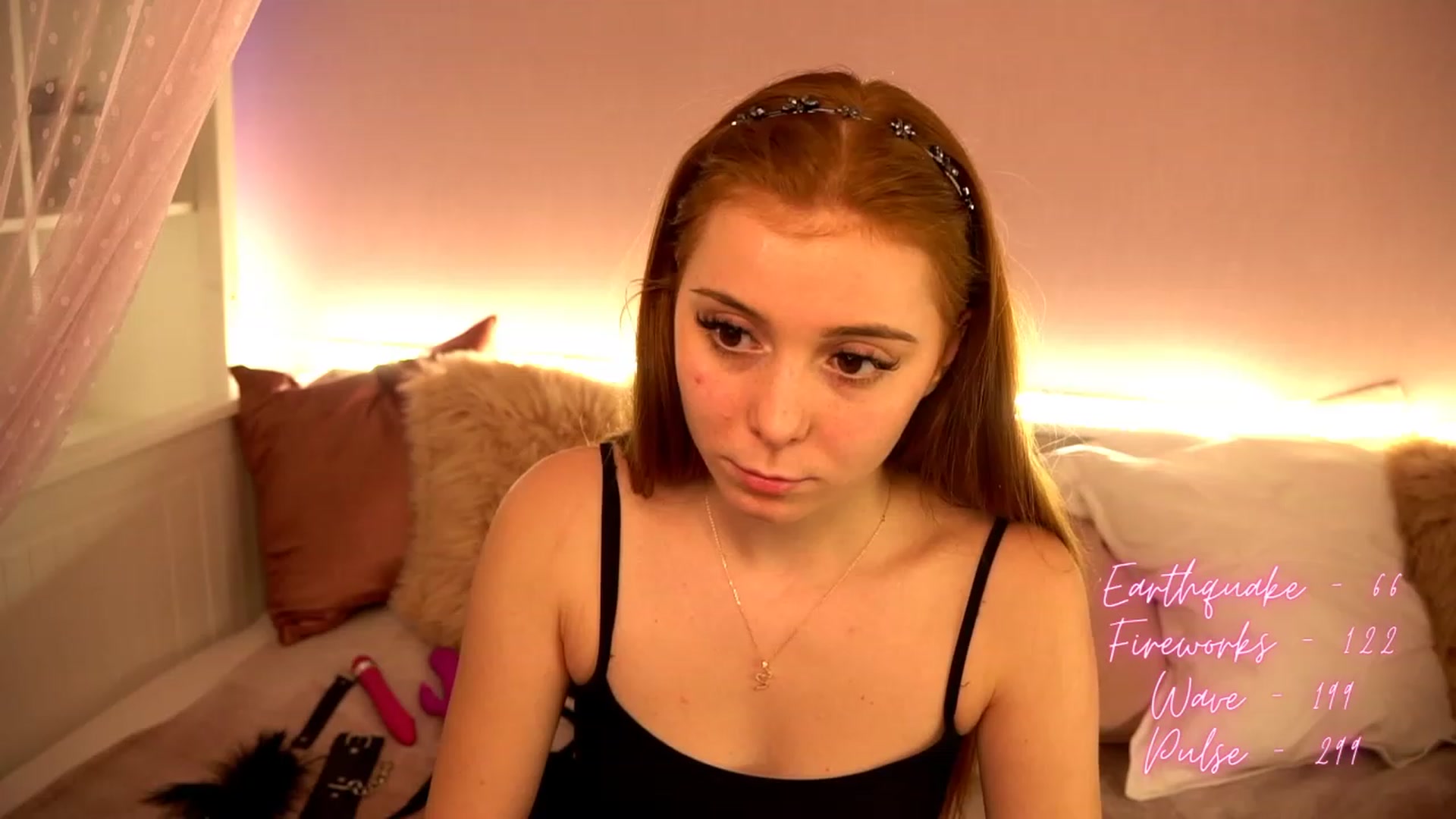 Gallery image thumbnail from Lya_TheCutest's myfreecams stream on, 12/12/2022, 20:40 image 15 of 20