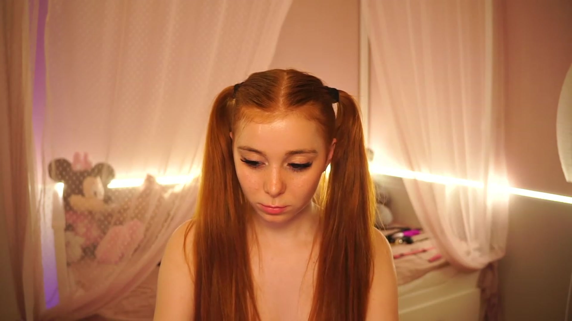 Gallery image thumbnail from Lya_TheCutest's myfreecams stream on, 04/21/2023, 19:32 image 15 of 20