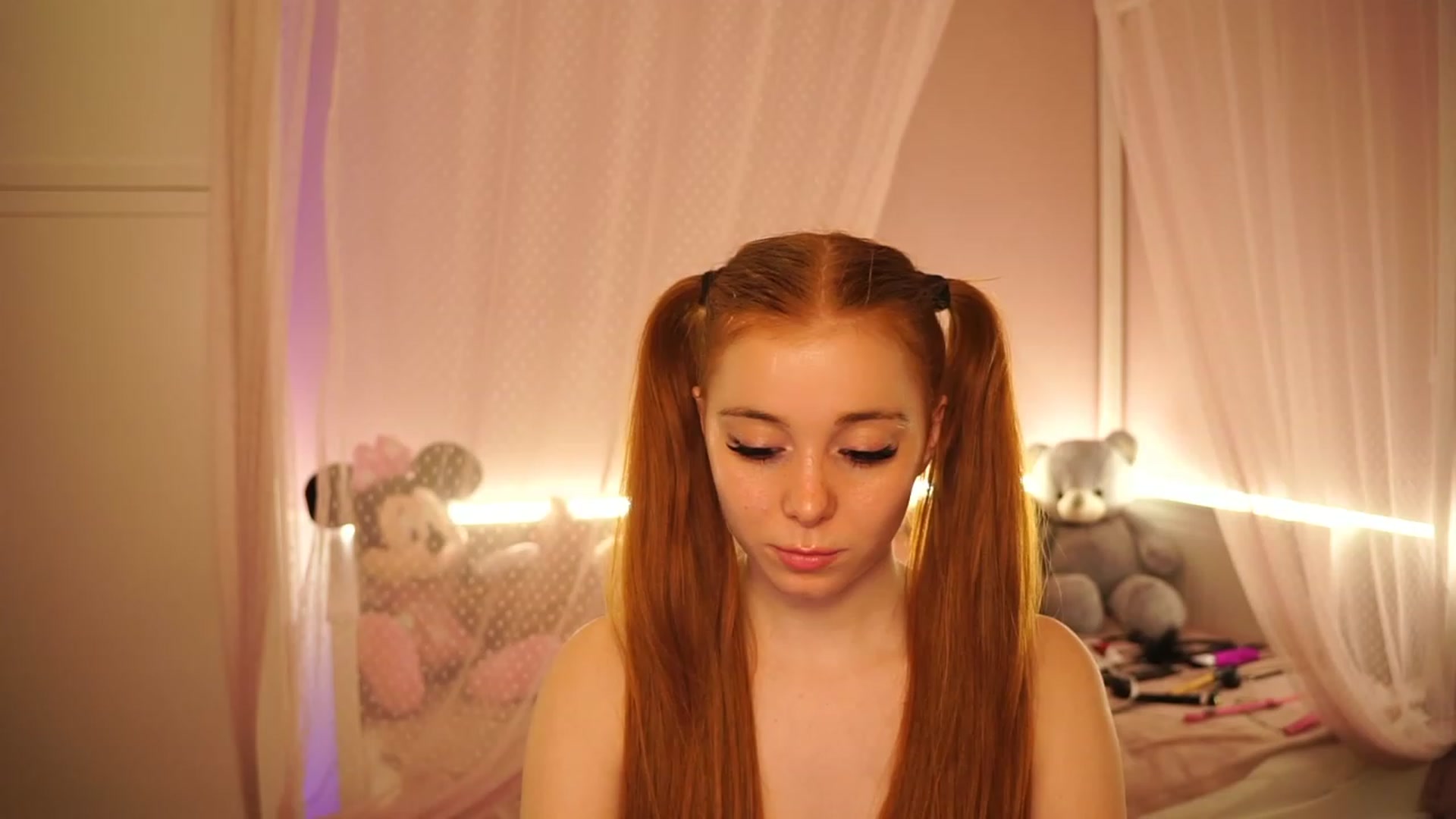 Gallery image thumbnail from Lya_TheCutest's myfreecams stream on, 04/21/2023, 22:17 image 1 of 20