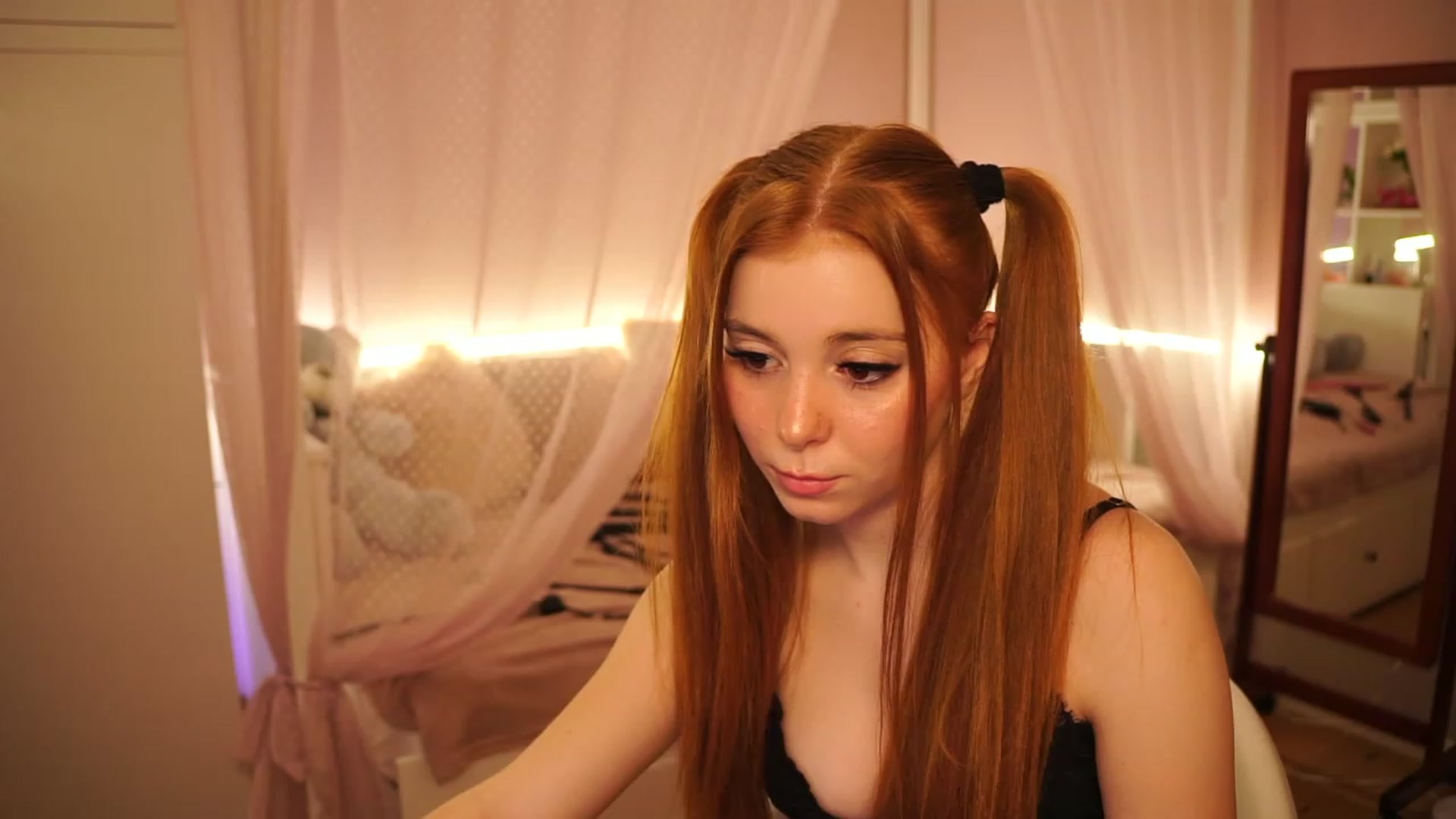 Gallery image thumbnail from Lya_TheCutest's myfreecams stream on, 04/22/2023, 11:48 image 3 of 20