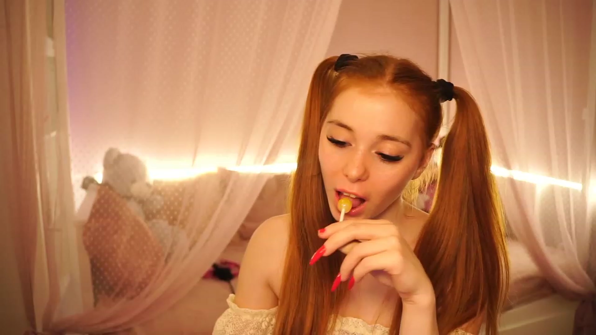 Gallery image thumbnail from Lya_TheCutest's myfreecams stream on, 04/23/2023, 18:31 image 3 of 20