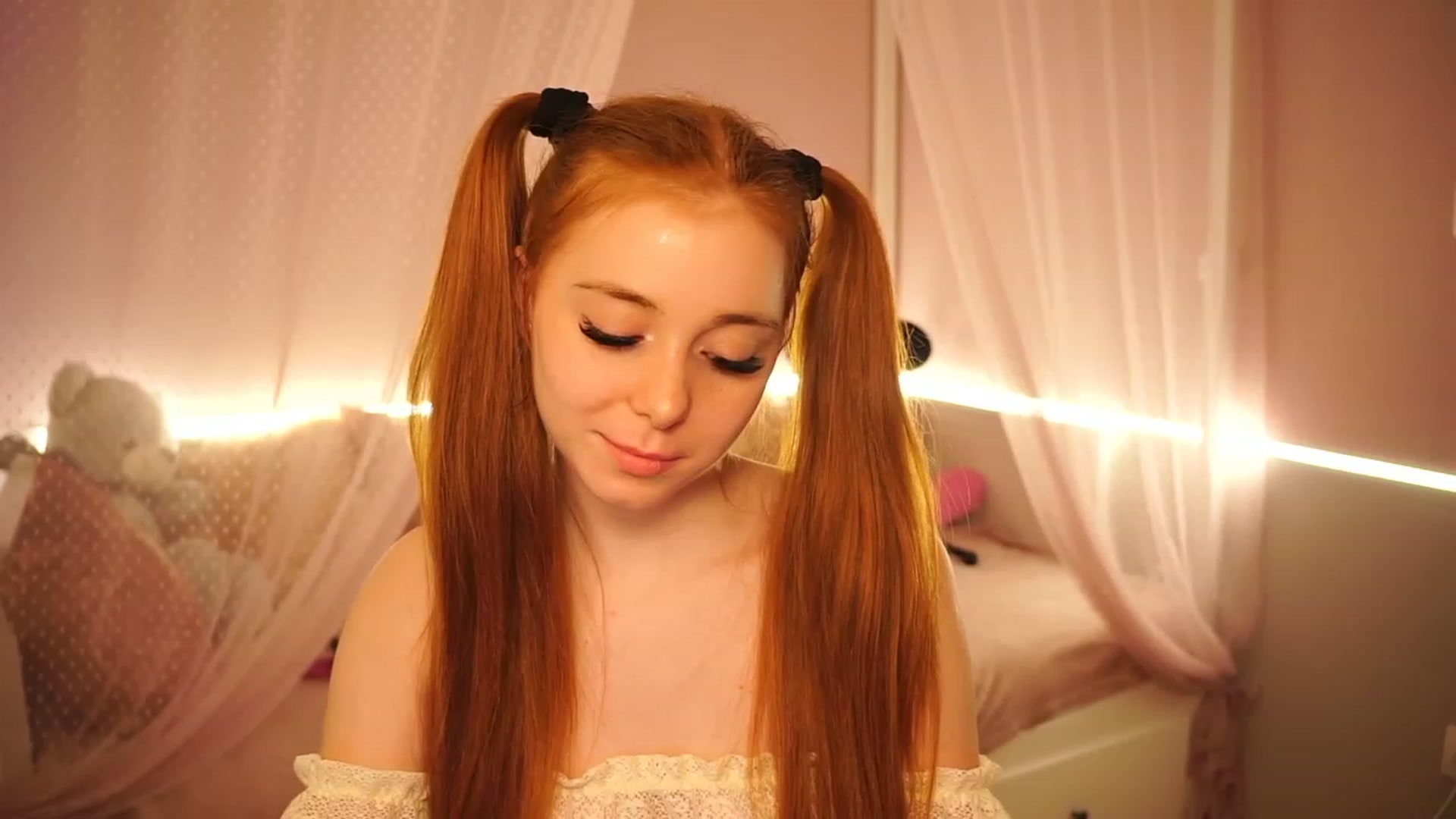 Gallery image thumbnail from Lya_TheCutest's myfreecams stream on, 04/23/2023, 18:31 image 15 of 20
