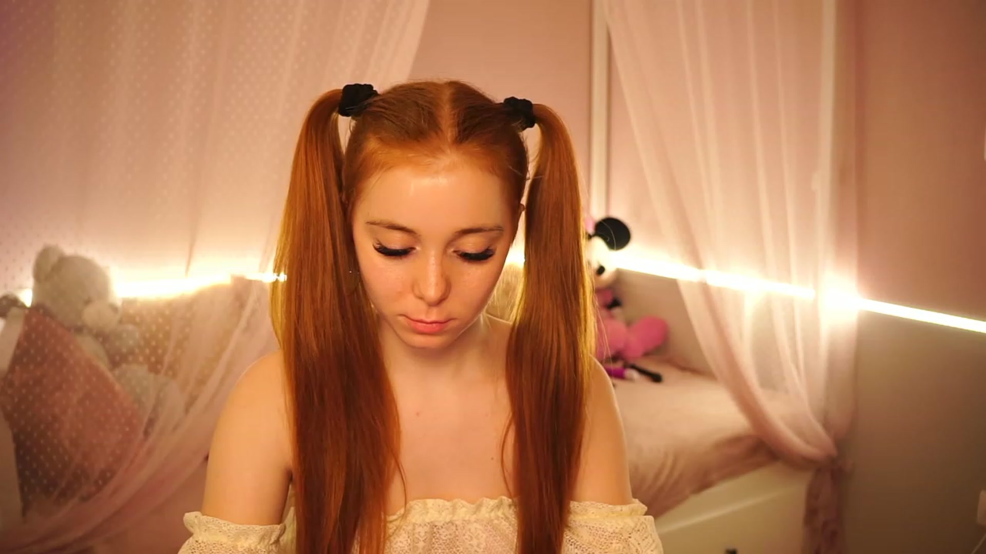 Gallery image thumbnail from Lya_TheCutest's myfreecams stream on, 04/23/2023, 18:31 image 13 of 20