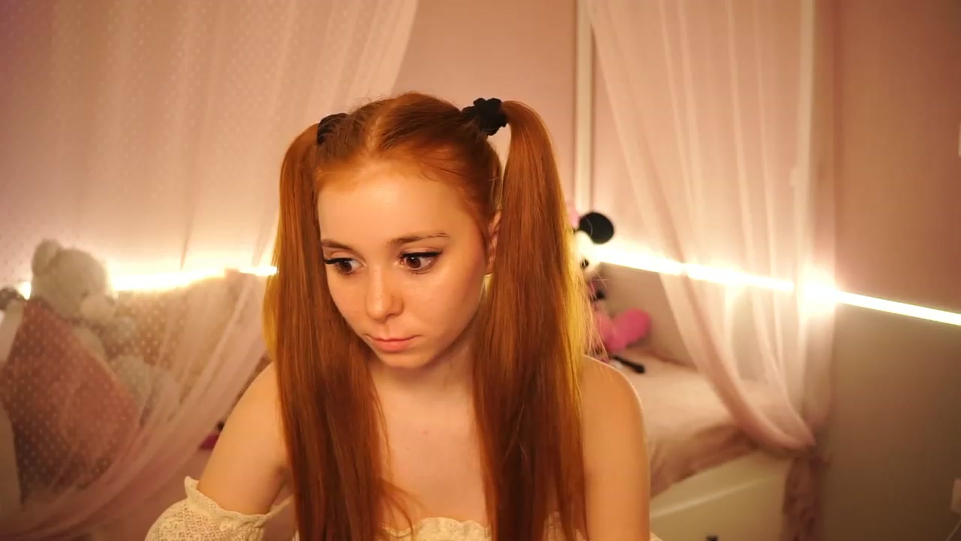 Gallery image thumbnail from Lya_TheCutest's myfreecams stream on, 04/23/2023, 18:31 image 18 of 20