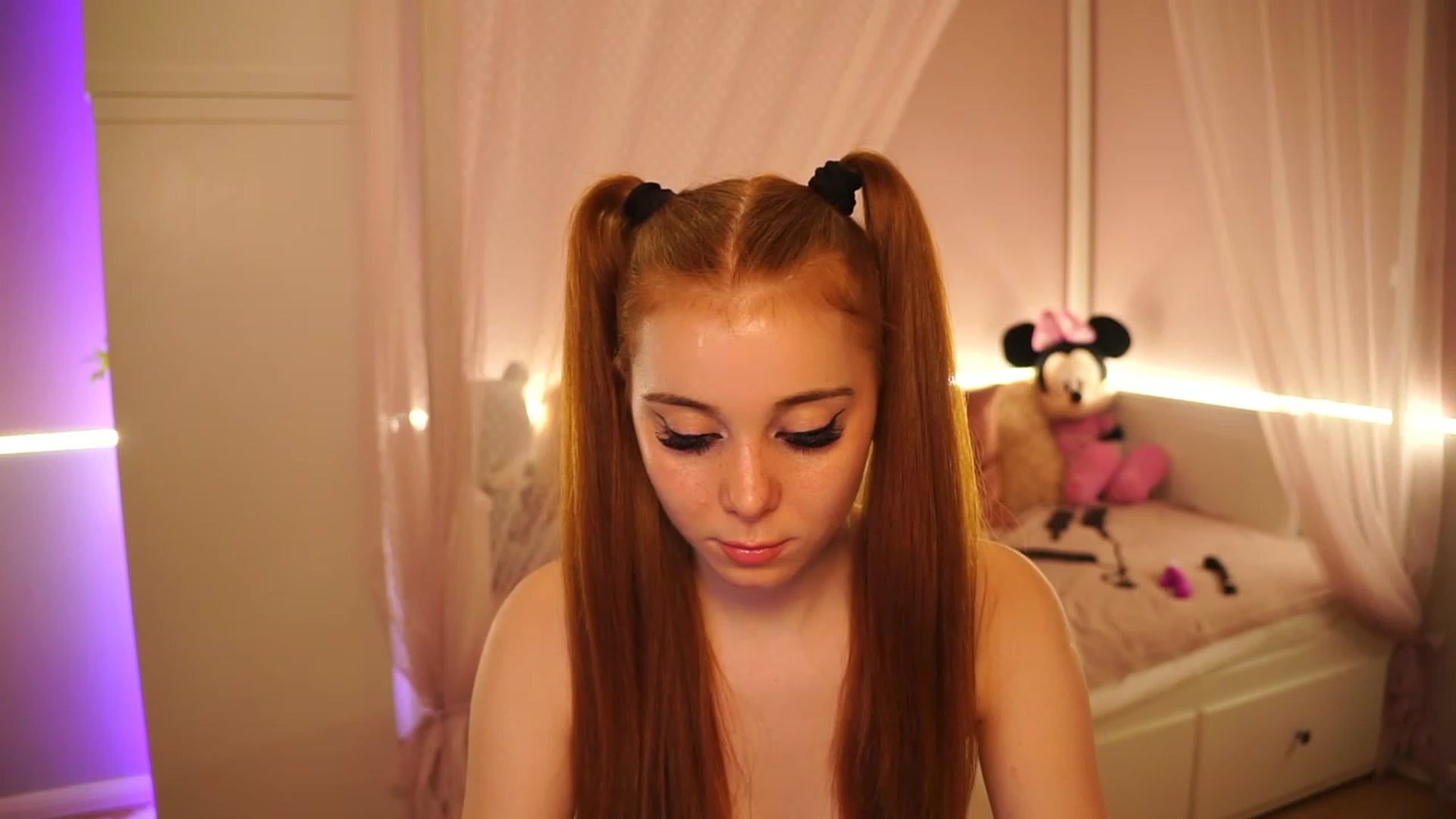 Gallery image thumbnail from Lya_TheCutest's myfreecams stream on, 04/30/2023, 15:08 image 4 of 20