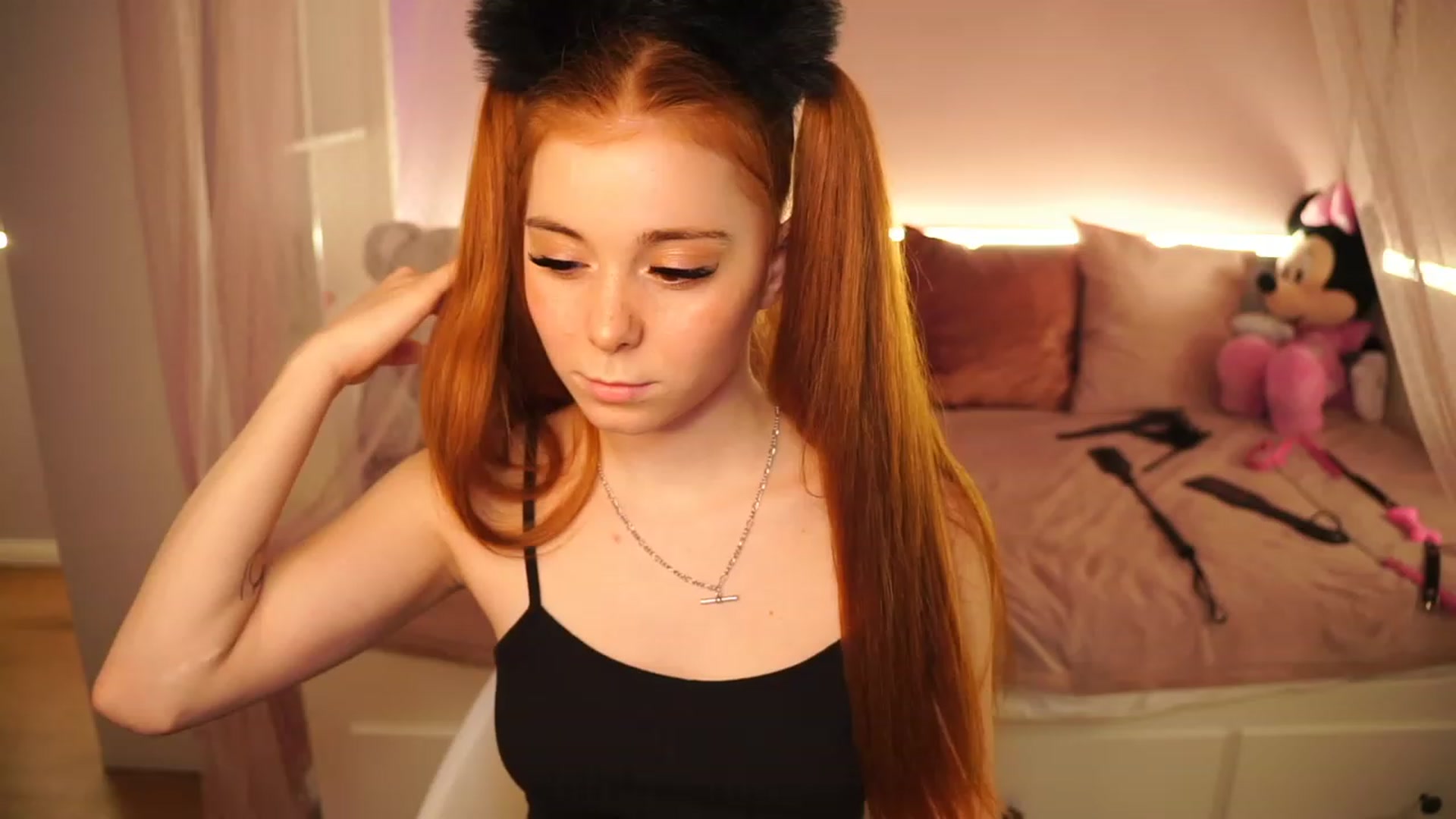 Gallery image thumbnail from Lya_TheCutest's myfreecams stream on, 05/17/2023, 15:54 image 18 of 20