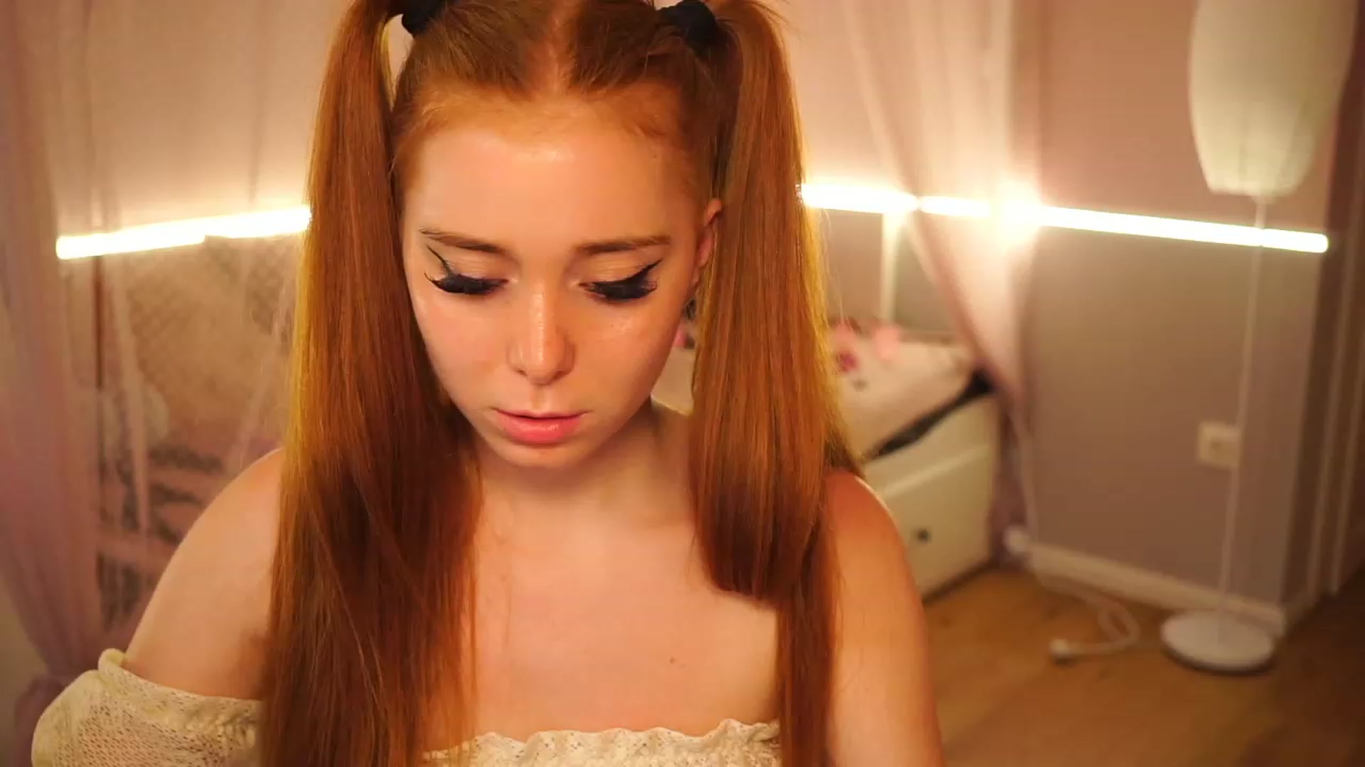 Gallery image thumbnail from Lya_TheCutest's myfreecams stream on, 05/29/2023, 11:56 image 14 of 20