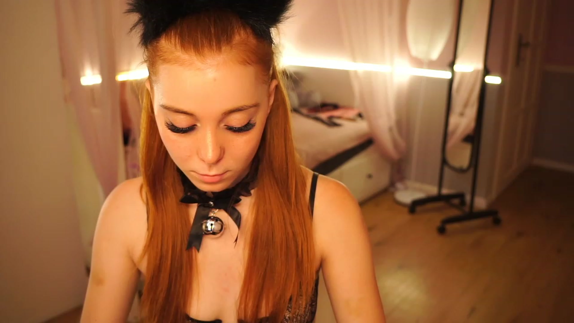 Gallery image thumbnail from Lya_TheCutest's myfreecams stream on, 06/04/2023, 10:31 image 11 of 20