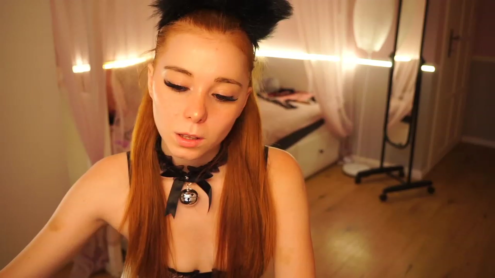 Gallery image thumbnail from Lya_TheCutest's myfreecams stream on, 06/04/2023, 10:31 image 7 of 20
