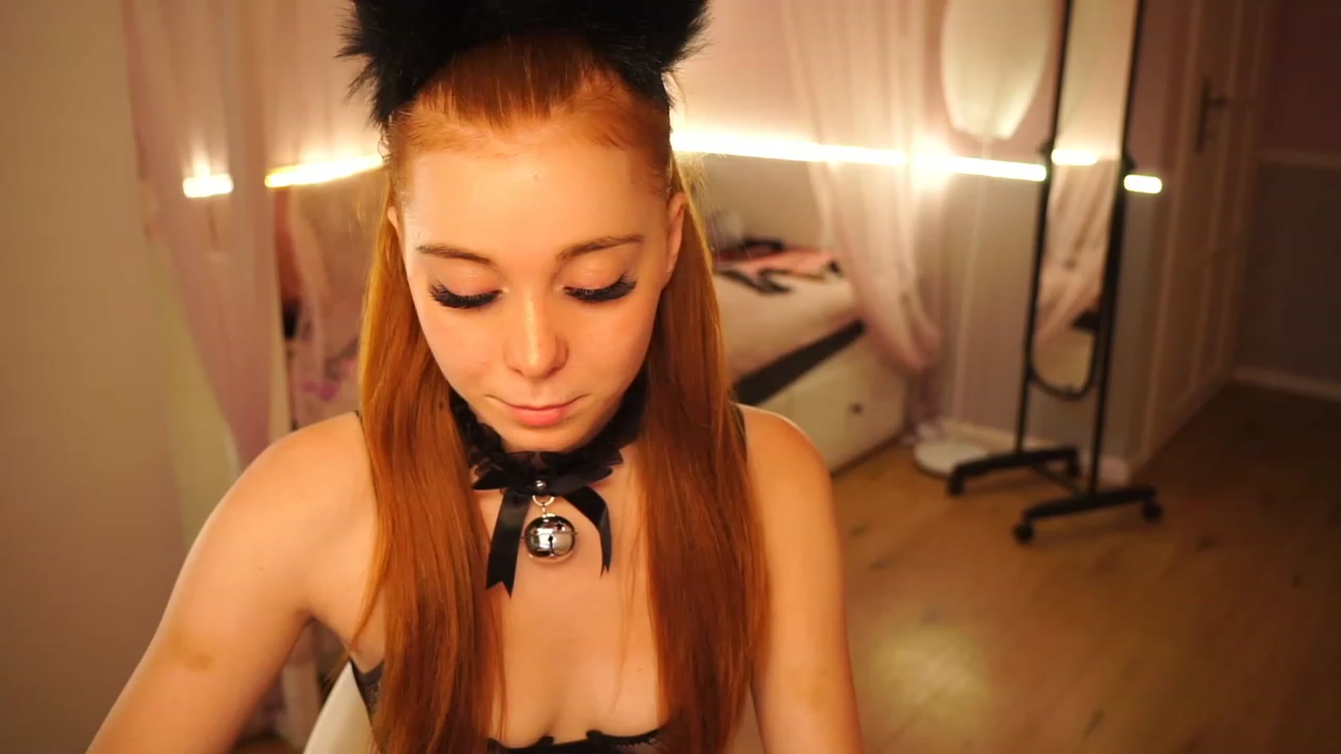 Gallery image thumbnail from Lya_TheCutest's myfreecams stream on, 06/04/2023, 10:31 image 3 of 20