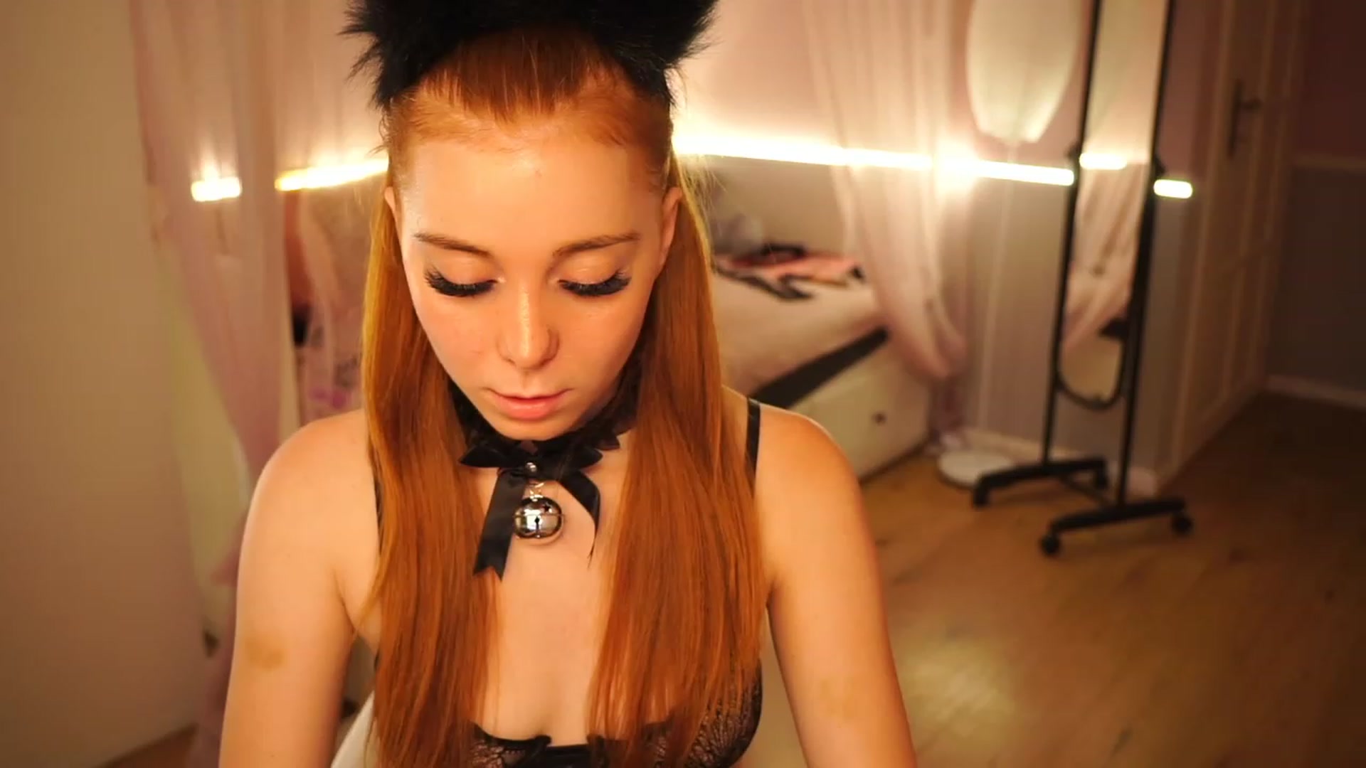 Gallery image thumbnail from Lya_TheCutest's myfreecams stream on, 06/04/2023, 10:31 image 9 of 20