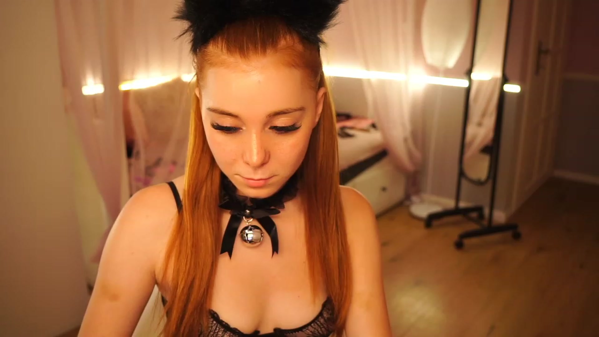 Gallery image thumbnail from Lya_TheCutest's myfreecams stream on, 06/04/2023, 10:31 image 18 of 20
