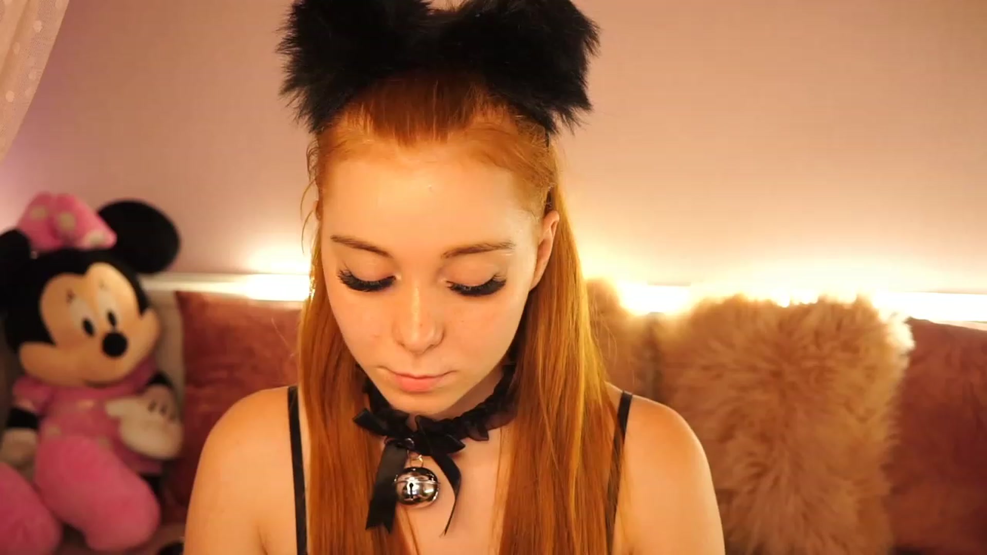 Gallery image thumbnail from Lya_TheCutest's myfreecams stream on, 06/04/2023, 12:04 image 9 of 20