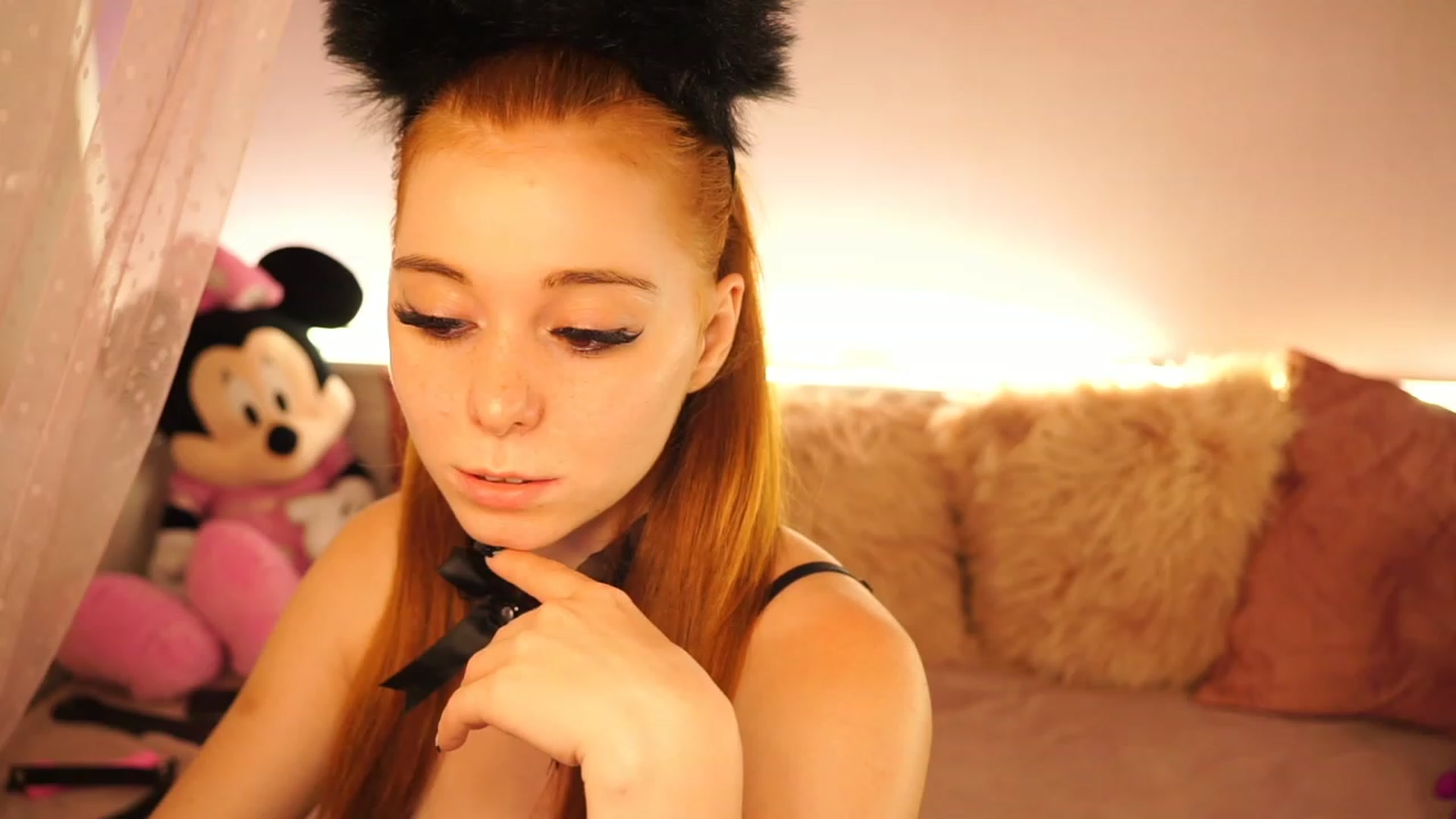 Gallery image thumbnail from Lya_TheCutest's myfreecams stream on, 06/04/2023, 14:11 image 19 of 20