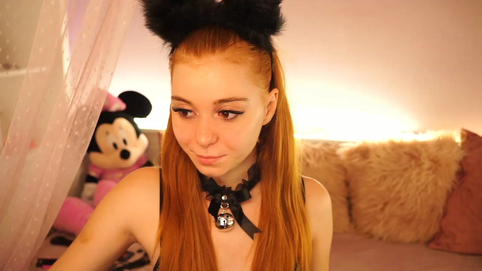 Gallery image thumbnail from Lya_TheCutest's myfreecams stream on, 06/04/2023, 14:11 image 6 of 20
