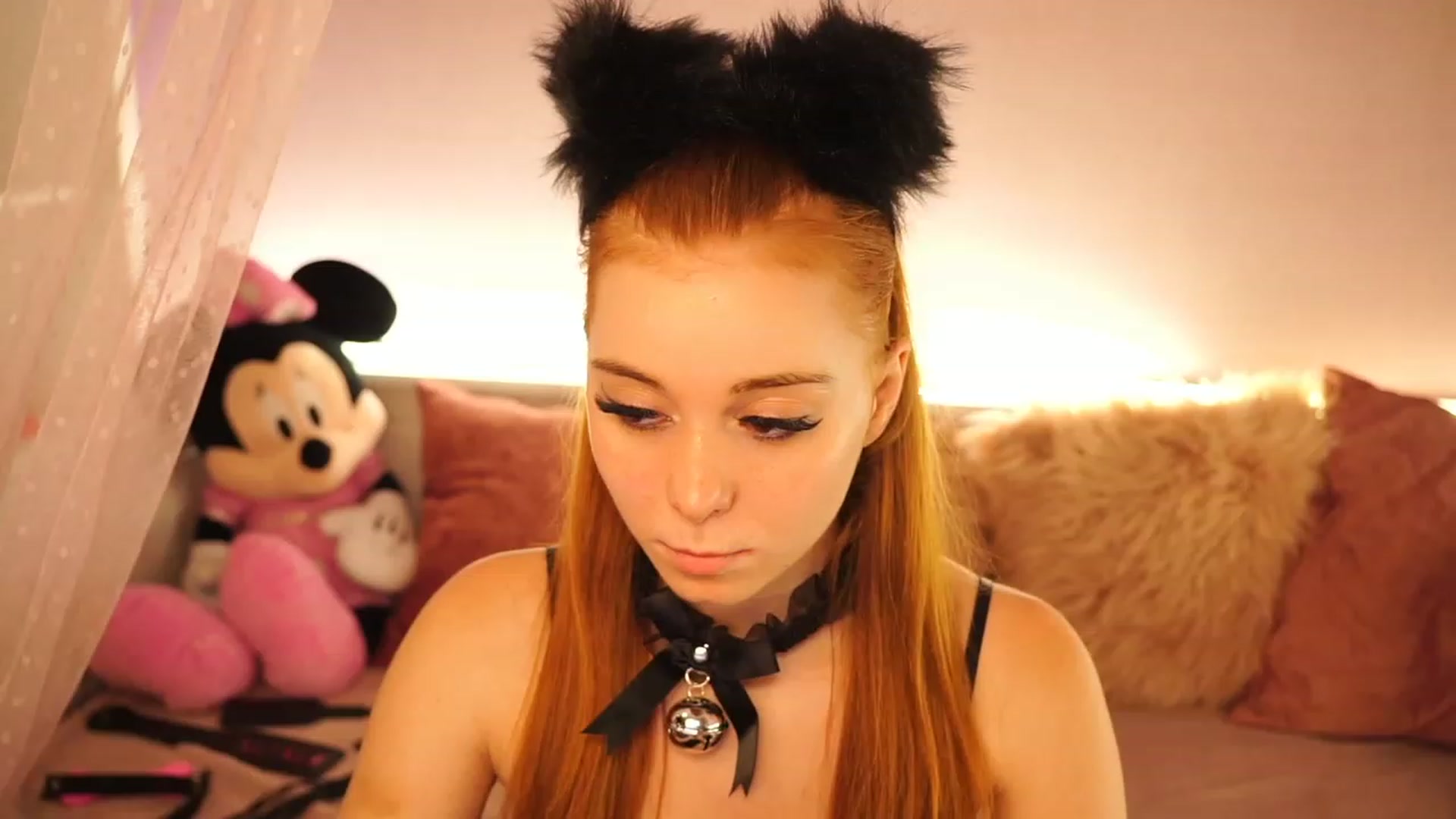 Gallery image thumbnail from Lya_TheCutest's myfreecams stream on, 06/04/2023, 14:11 image 3 of 20