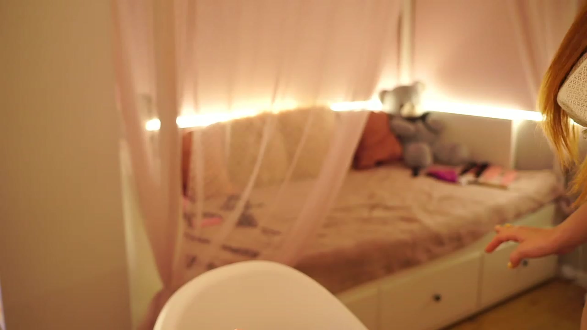 Gallery image thumbnail from Lya_TheCutest's myfreecams stream on, 06/12/2023, 14:30 image 5 of 20