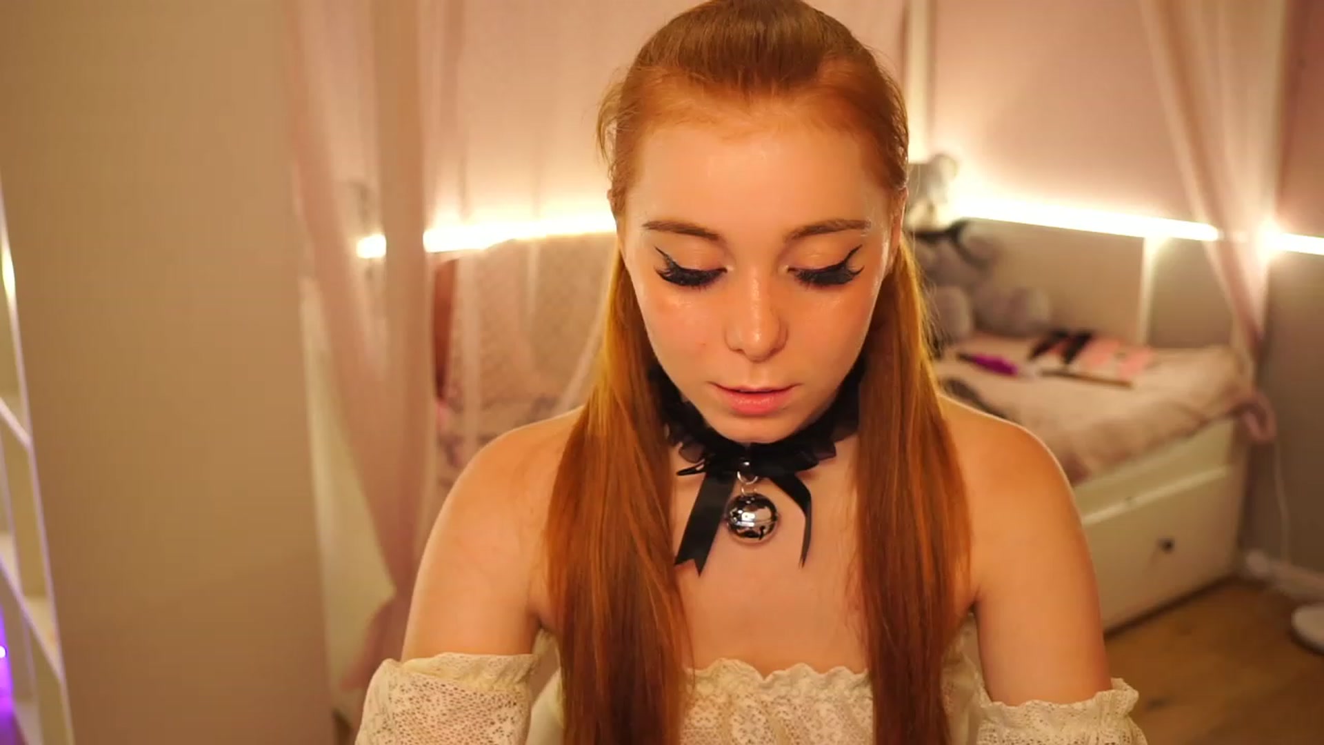 Gallery image thumbnail from Lya_TheCutest's myfreecams stream on, 06/12/2023, 15:37 image 2 of 20