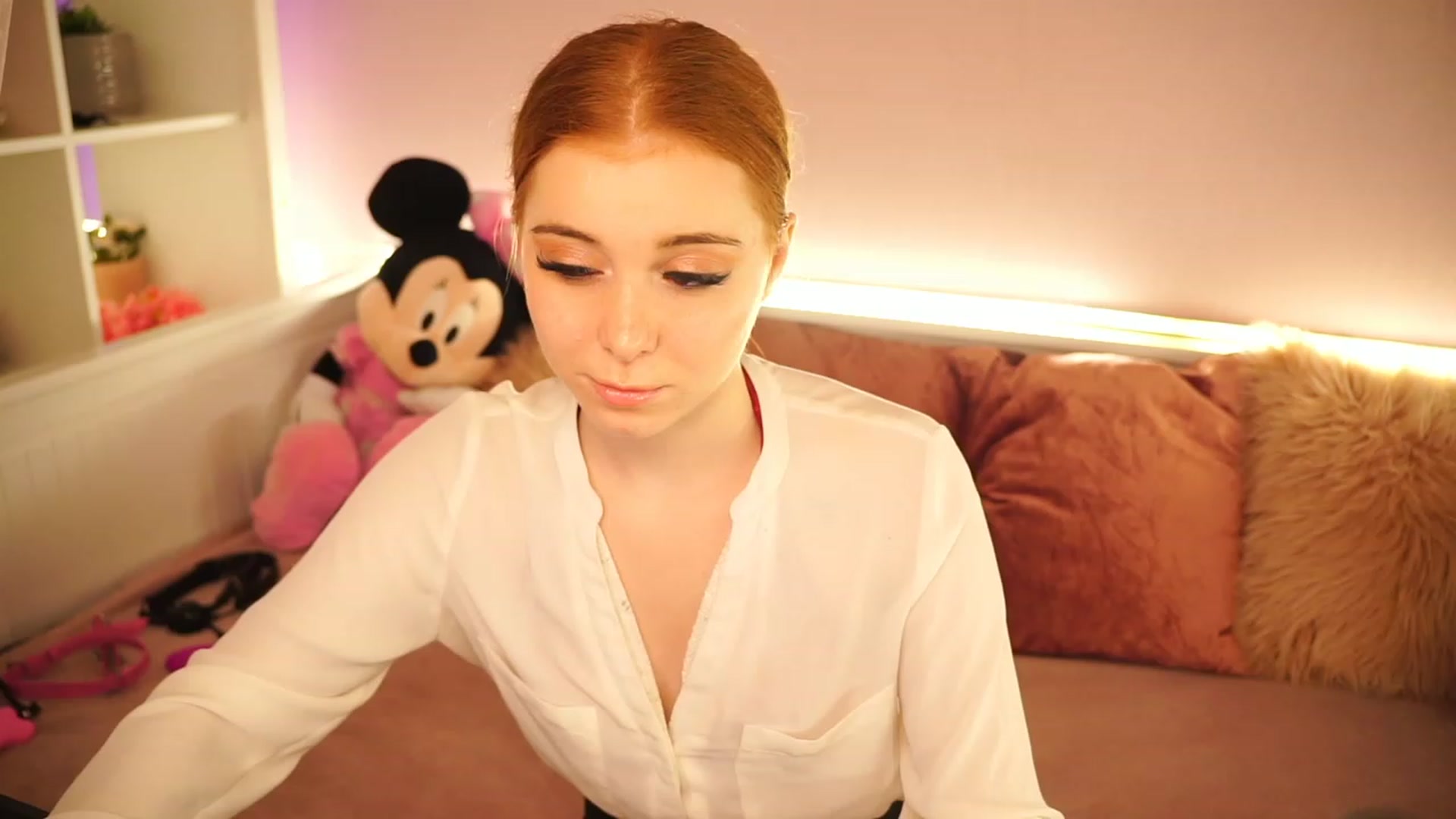 Gallery image thumbnail from Lya_TheCutest's myfreecams stream on, 06/22/2023, 16:34 image 10 of 20
