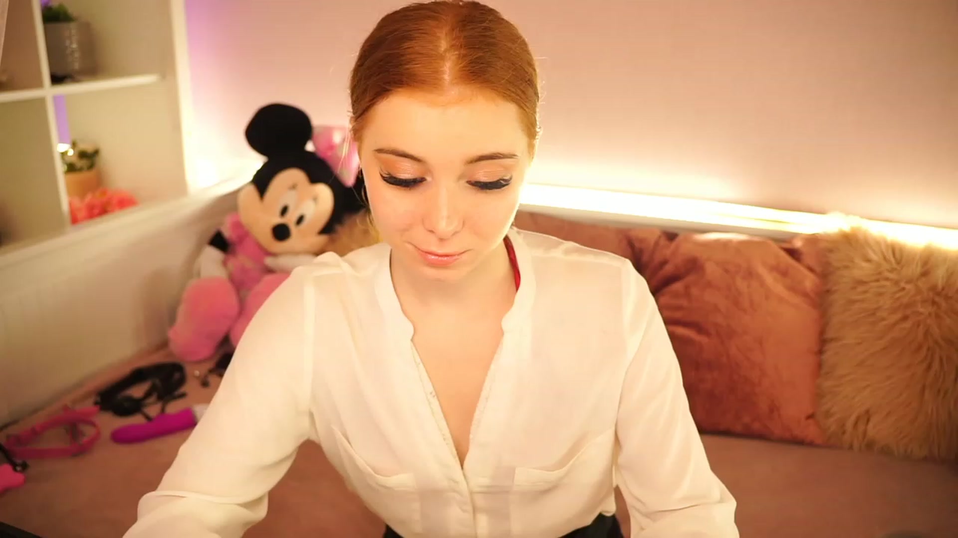 Gallery image thumbnail from Lya_TheCutest's myfreecams stream on, 06/22/2023, 16:34 image 9 of 20