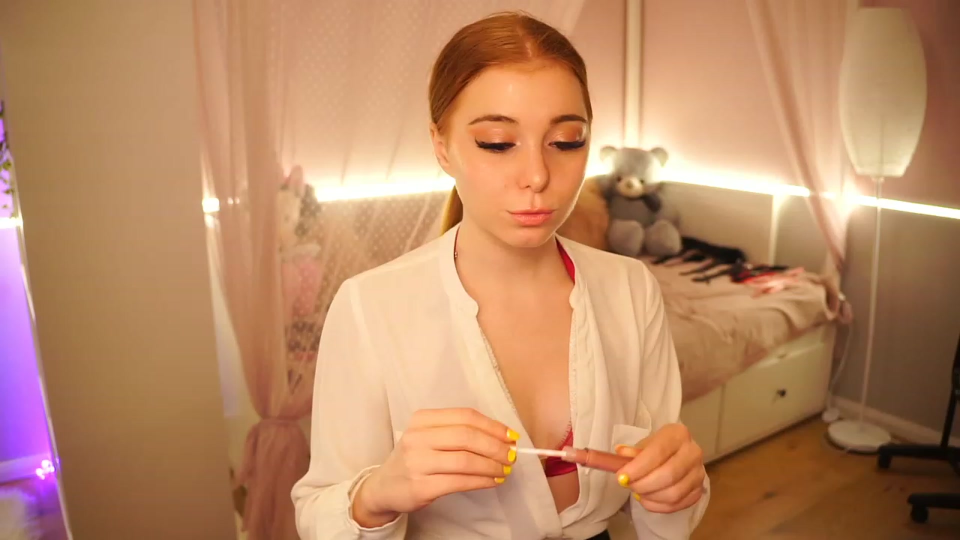 Gallery image thumbnail from Lya_TheCutest's myfreecams stream on, 06/22/2023, 16:34 image 4 of 20