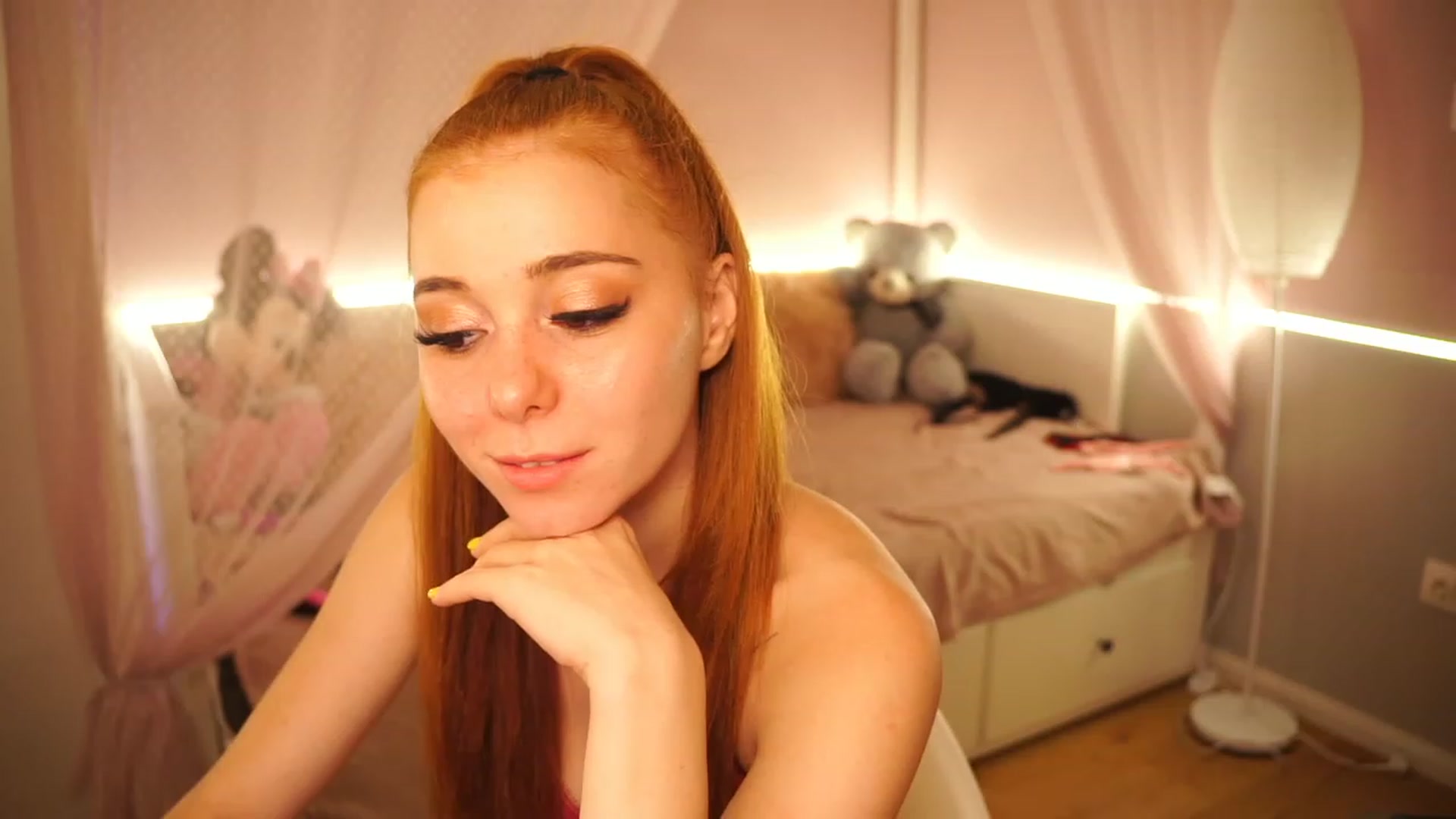 Gallery image thumbnail from Lya_TheCutest's myfreecams stream on, 06/22/2023, 18:11 image 19 of 20