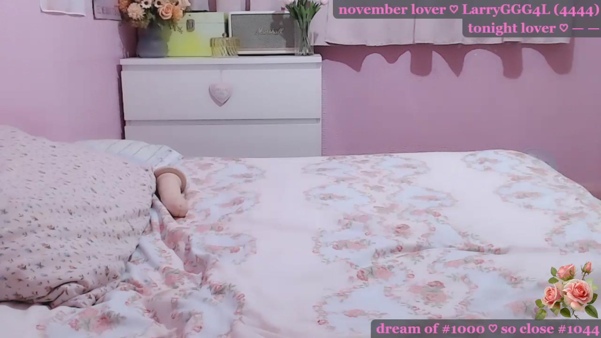 Gallery image thumbnail from Lydia's myfreecams stream on, 11/20/2025, 21:44 image 4 of 20