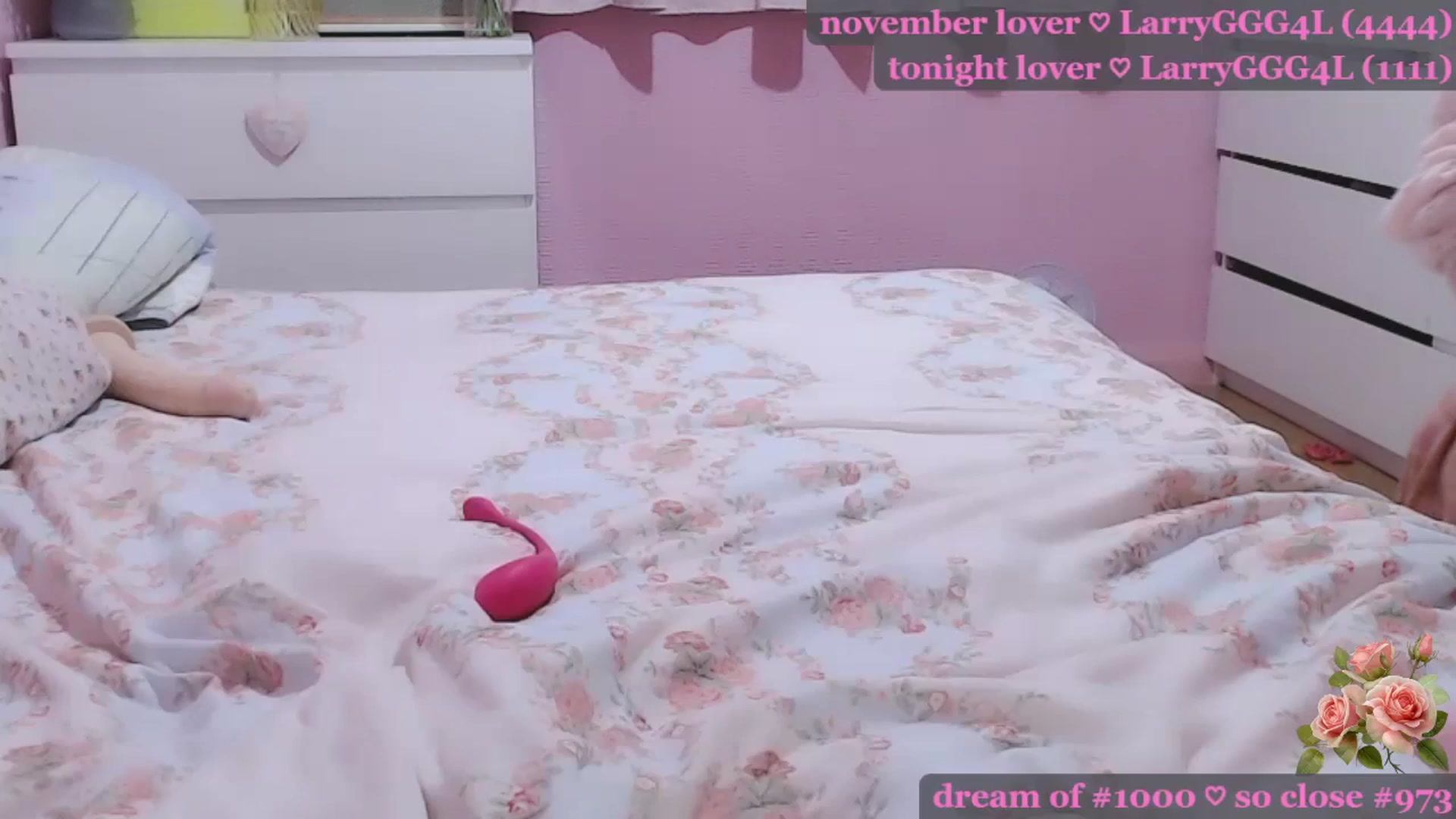Gallery image thumbnail from Lydia's myfreecams stream on, 11/22/2025, 21:22 image 12 of 20