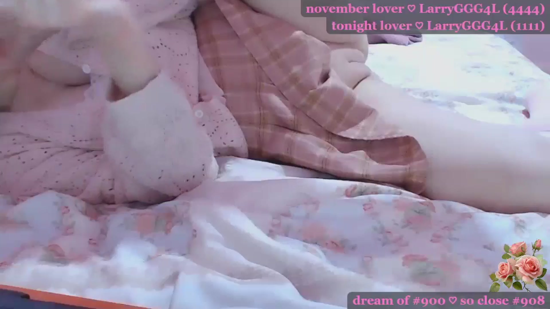 Gallery image thumbnail from Lydia's myfreecams stream on, 11/23/2025, 24:21 image 5 of 20