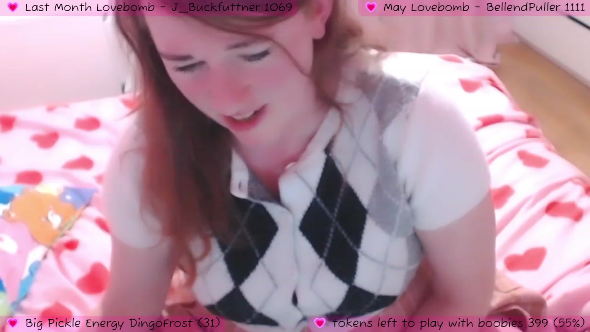 Gallery image thumbnail from LydiaLovebomb's myfreecams stream on, 05/03/2023, 22:17 image 15 of 20