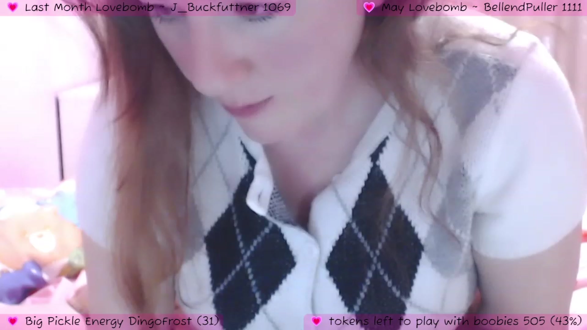 Gallery image thumbnail from LydiaLovebomb's myfreecams stream on, 05/03/2023, 22:17 image 10 of 20