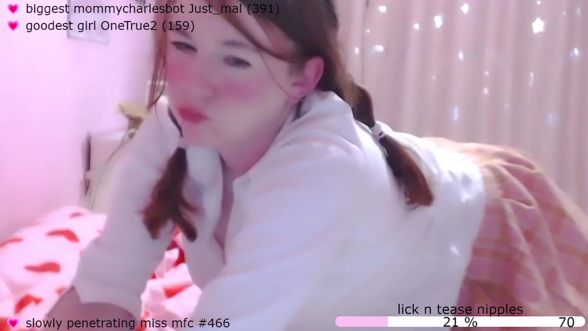 Gallery image thumbnail from LydiaLovedoll's myfreecams stream on, 03/08/2023, 24:01 image 16 of 20