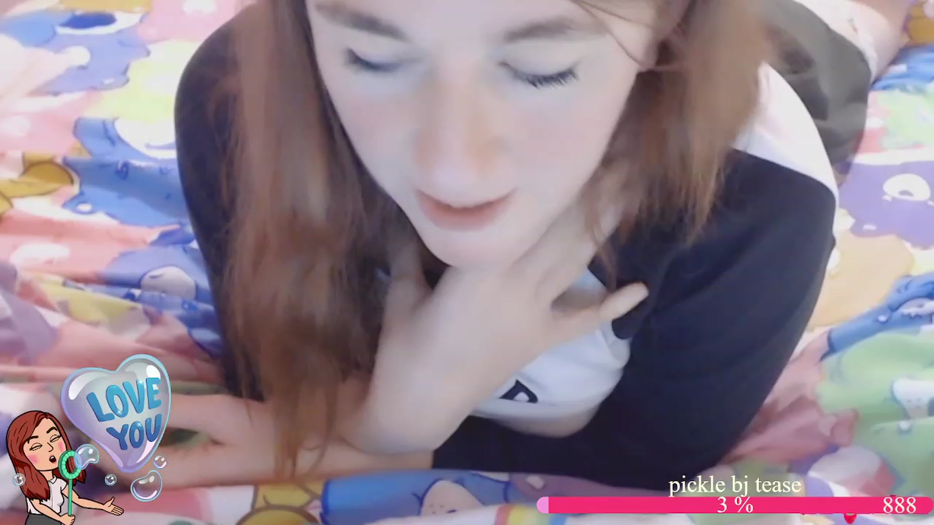 Gallery image thumbnail from LydiaPeach's myfreecams stream on, 11/17/2022, 23:38 image 9 of 20
