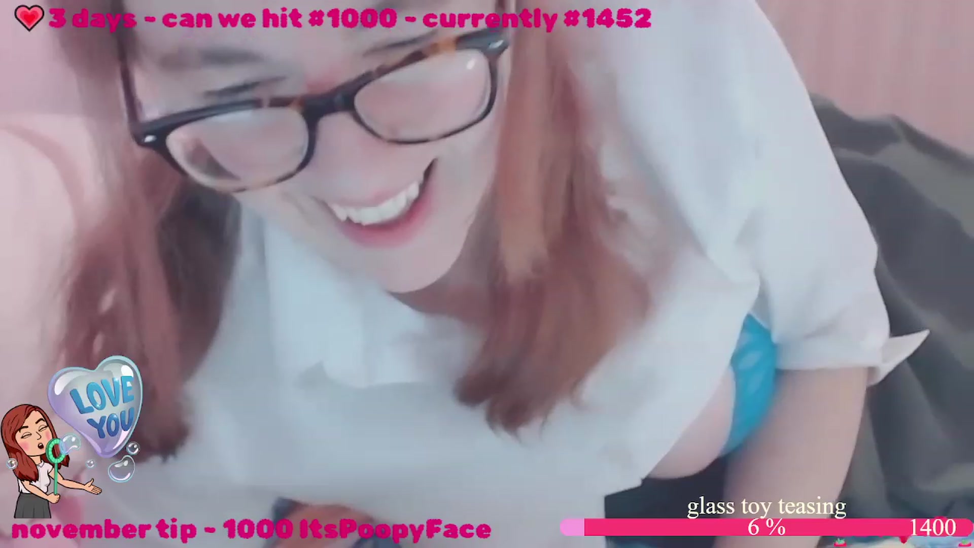 Gallery image thumbnail from LydiaPeach's myfreecams stream on, 11/28/2022, 21:58 image 2 of 20