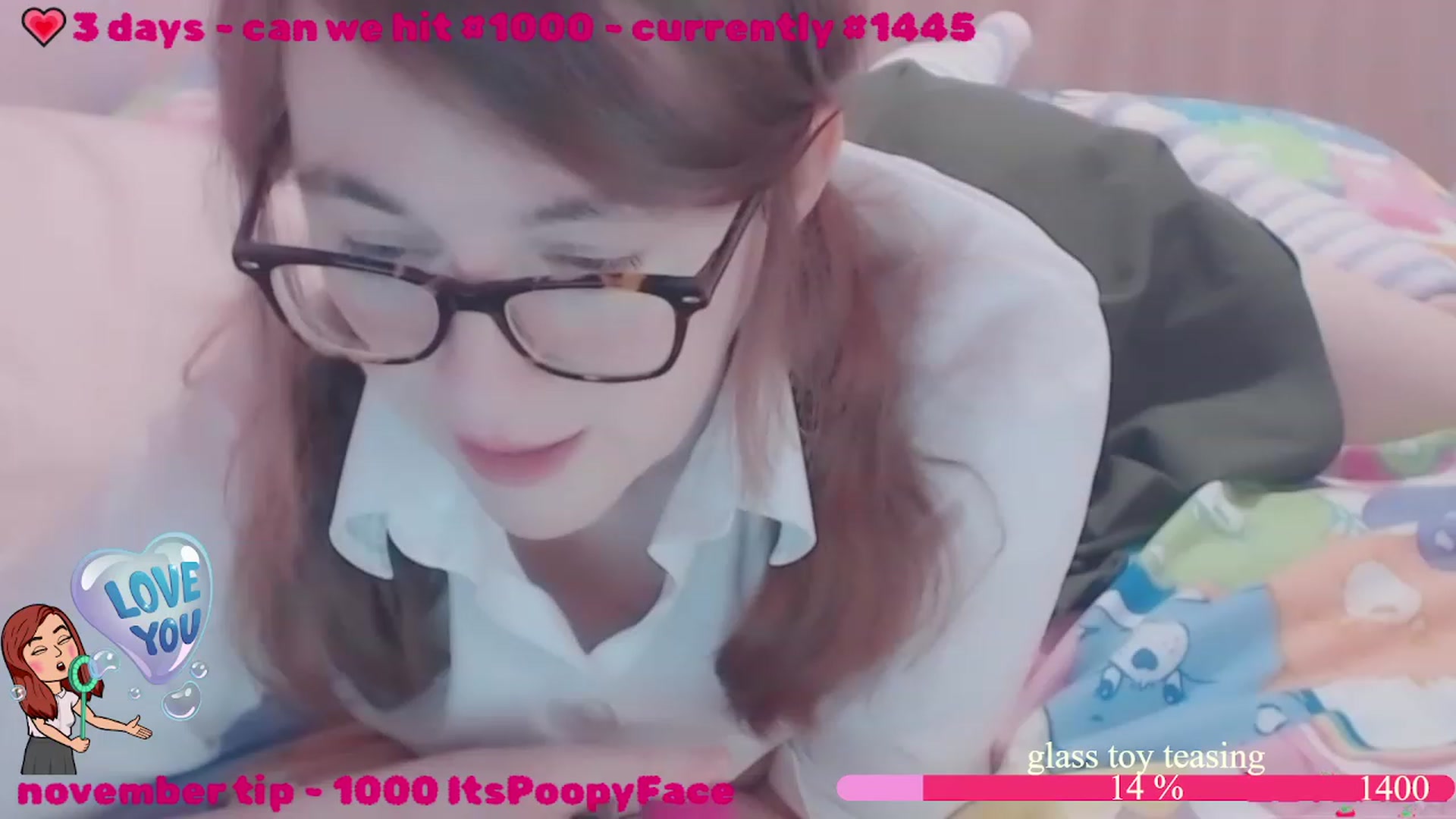 Gallery image thumbnail from LydiaPeach's myfreecams stream on, 11/28/2022, 21:58 image 8 of 20